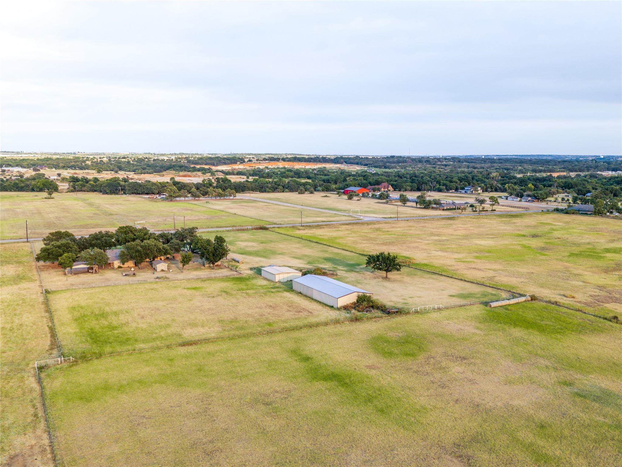 main property photo 10