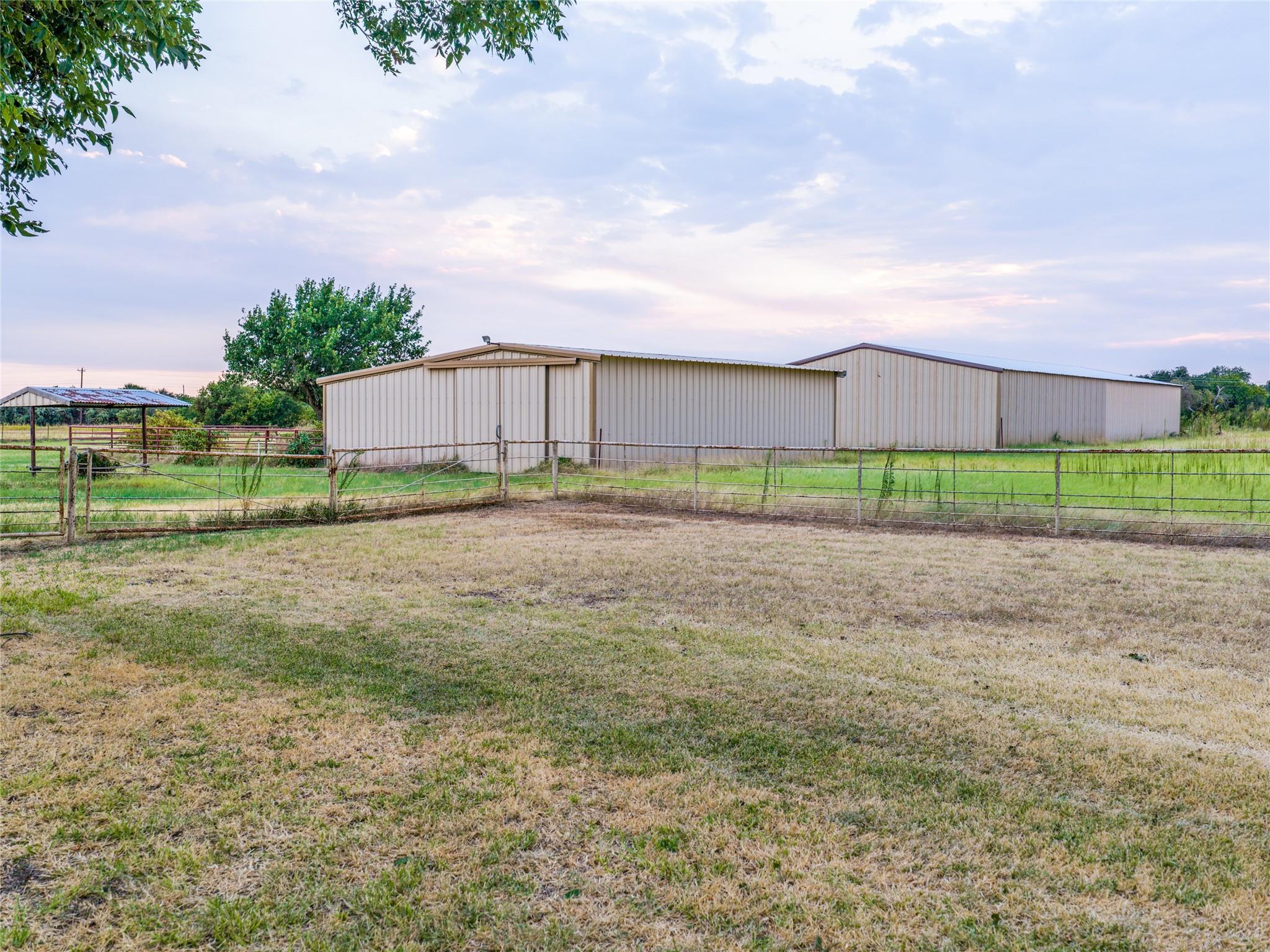 main property photo 36