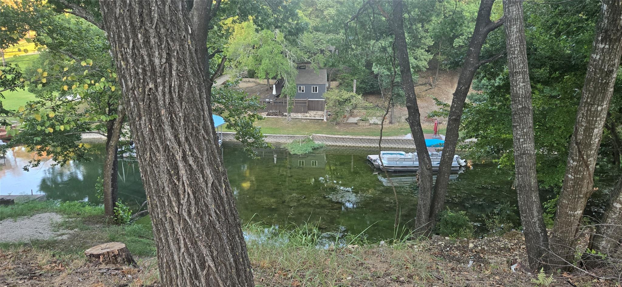 main property photo 21