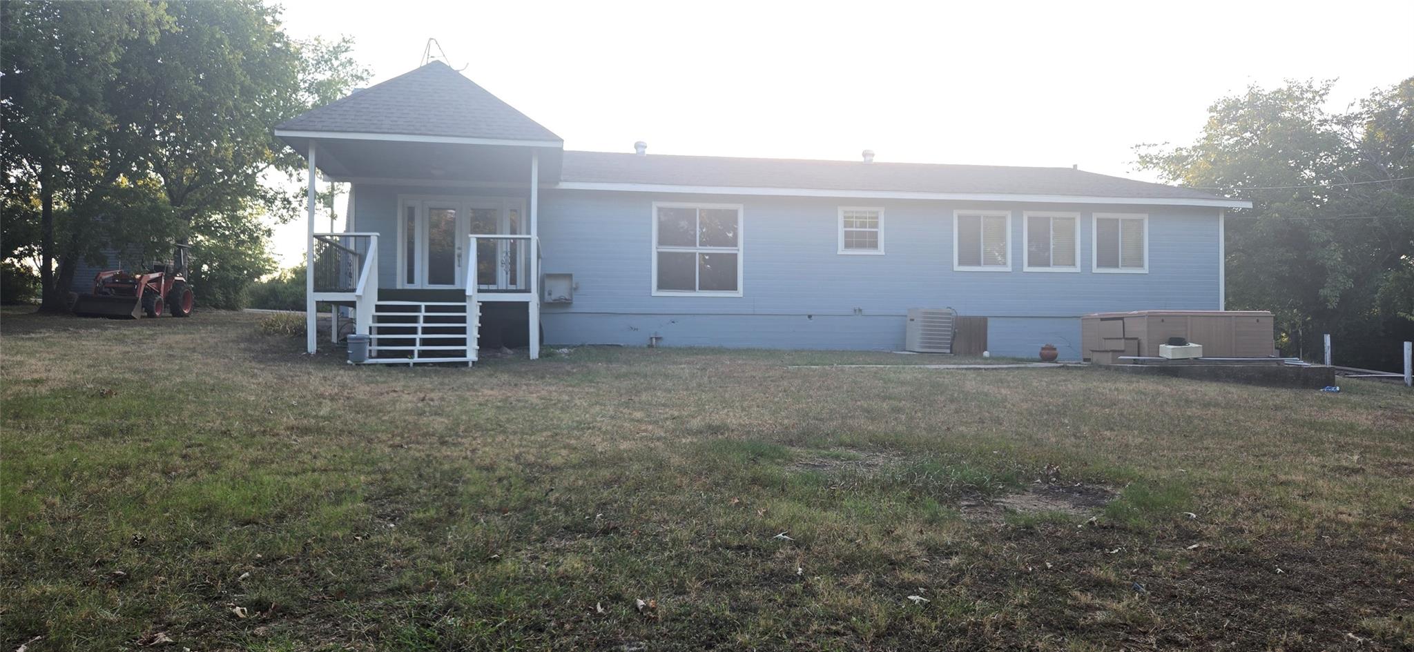 main property photo 24