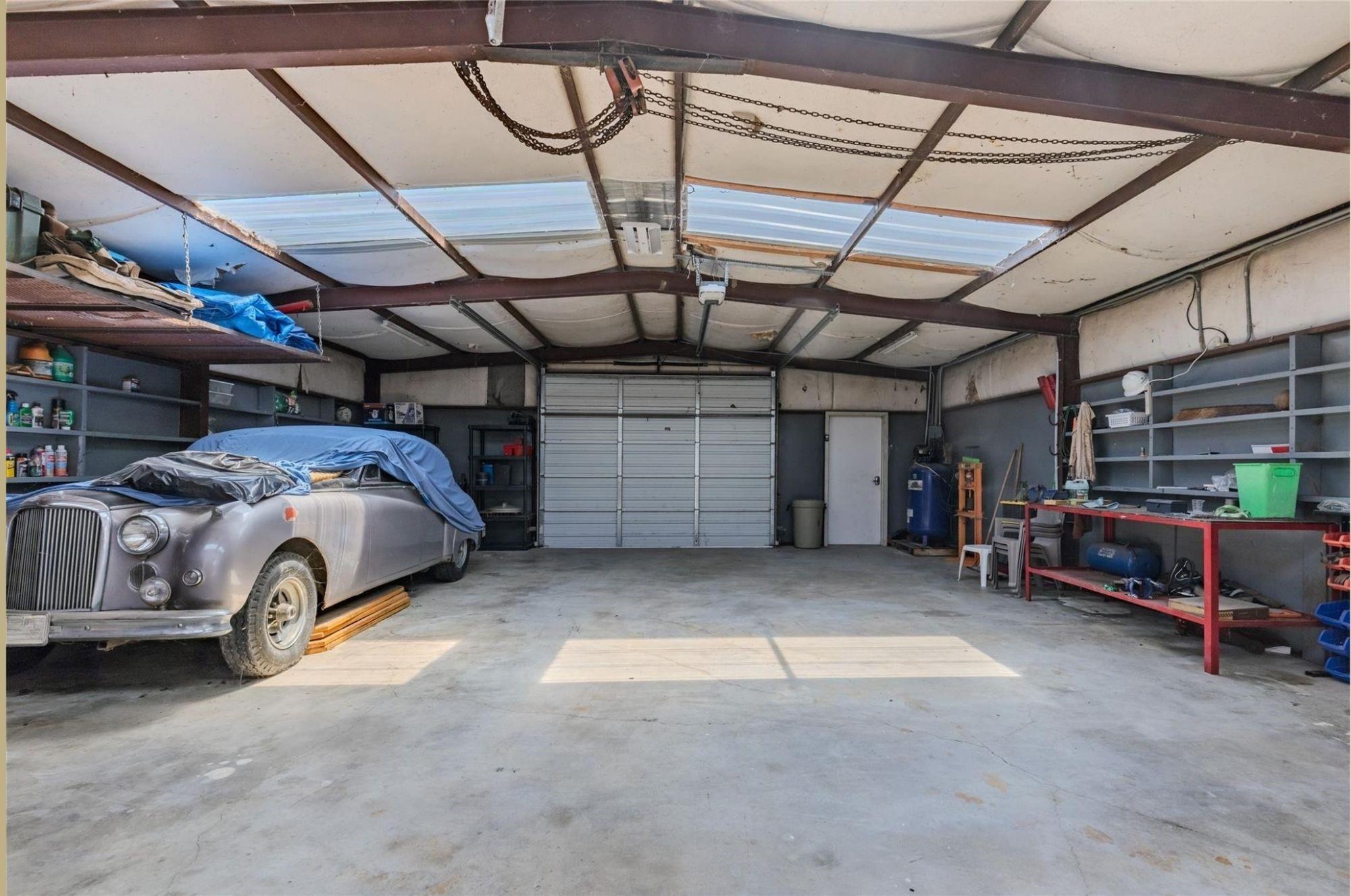 main property photo 23