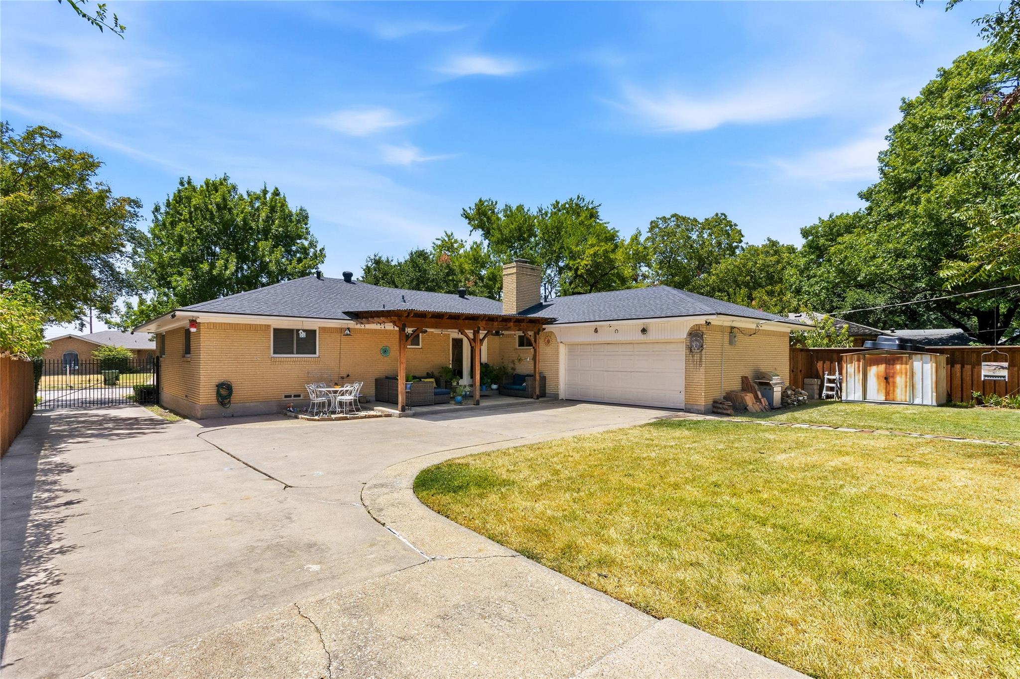 main property photo 31