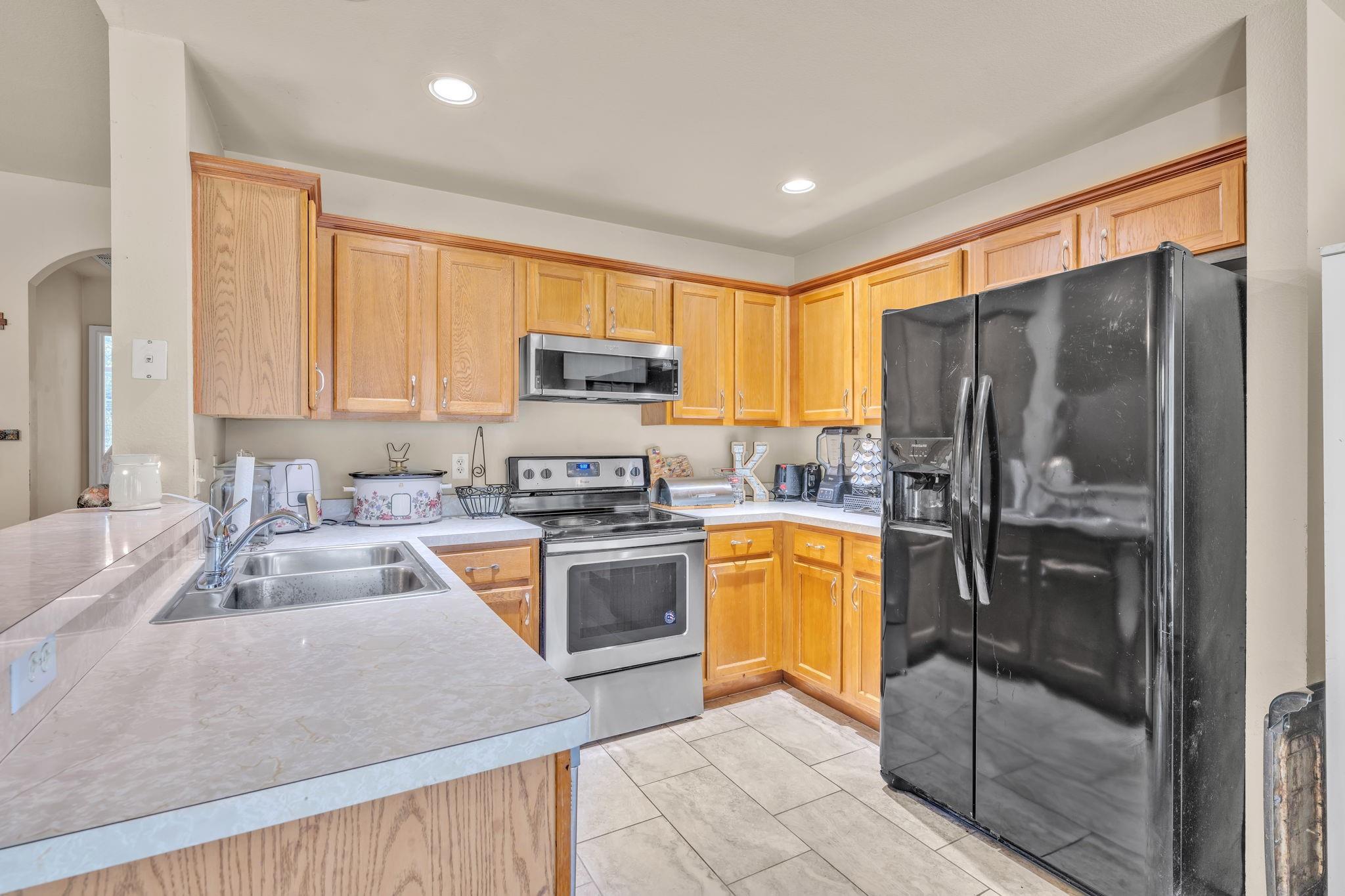 main property photo 7