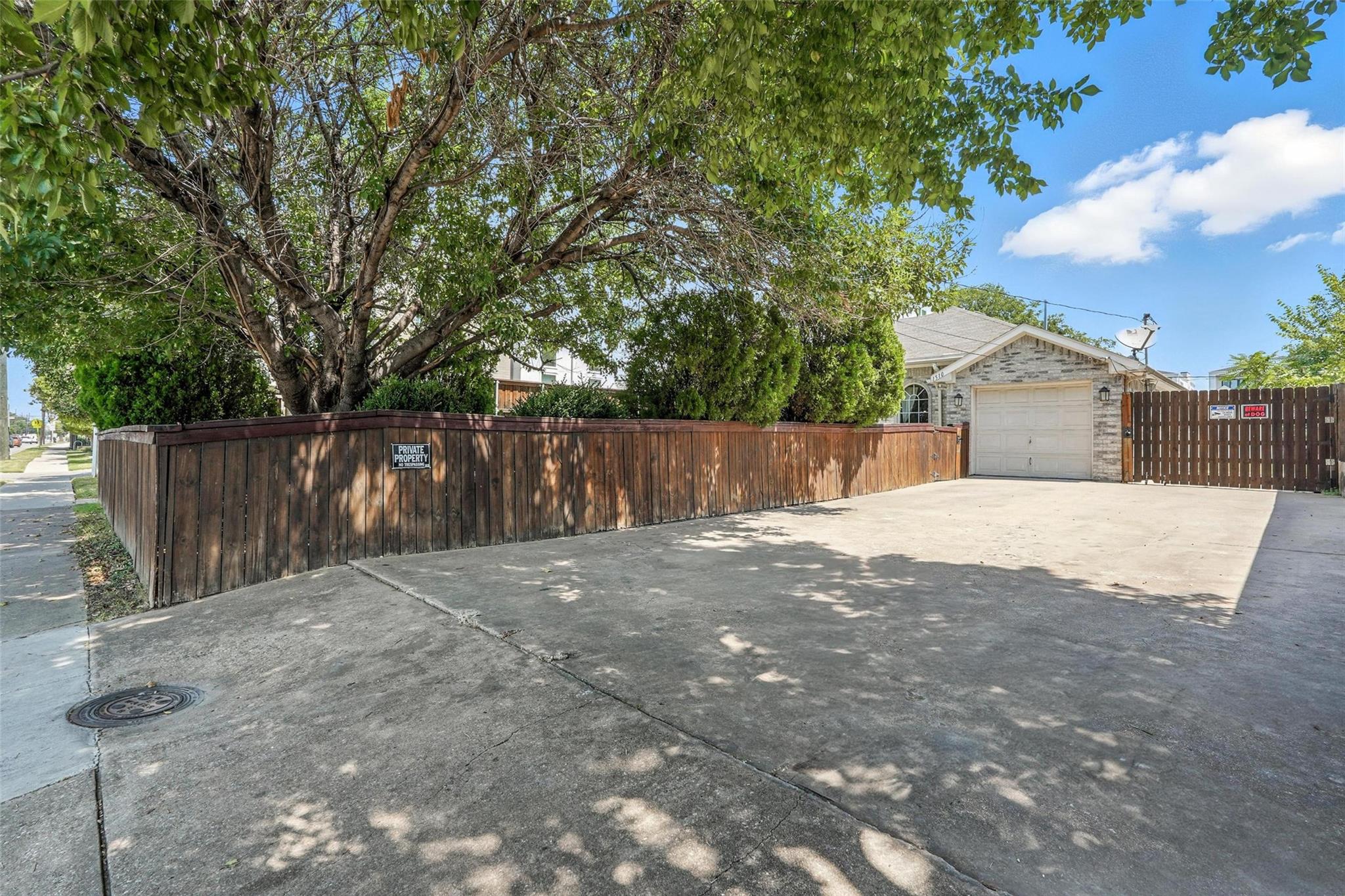 main property photo 28