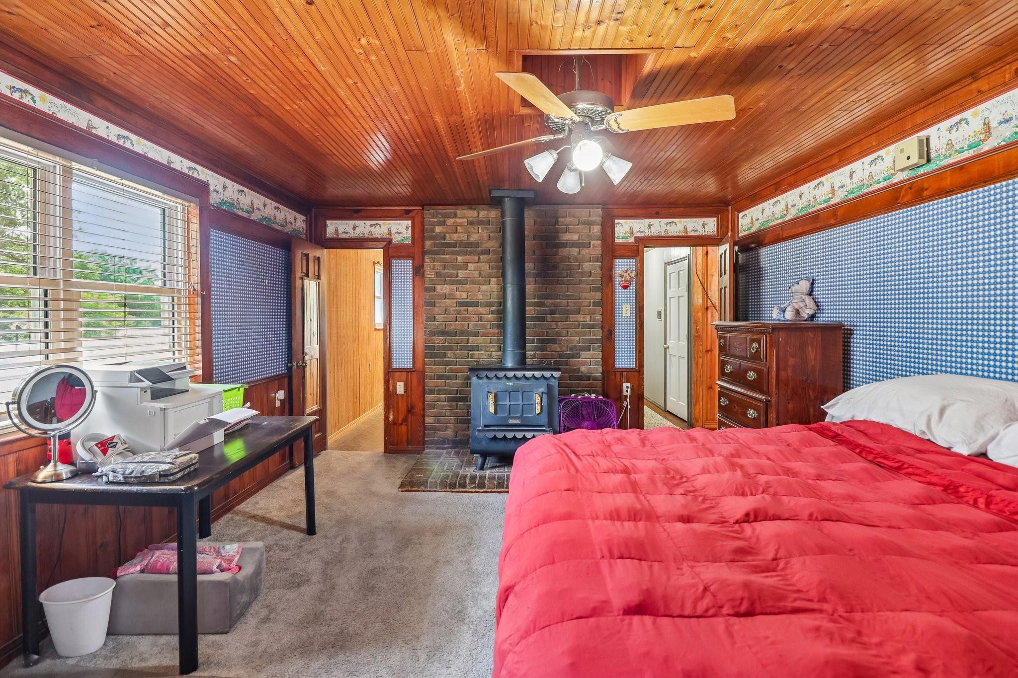 main property photo 15