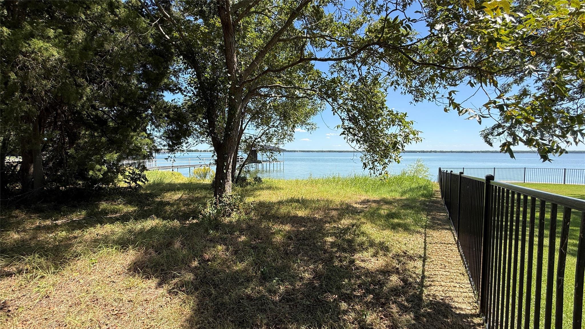 main property photo 26
