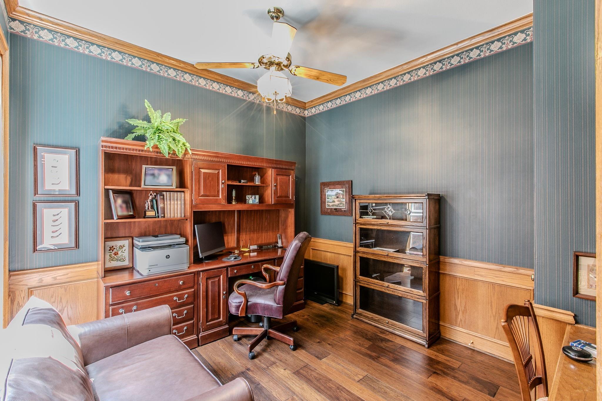 main property photo 17