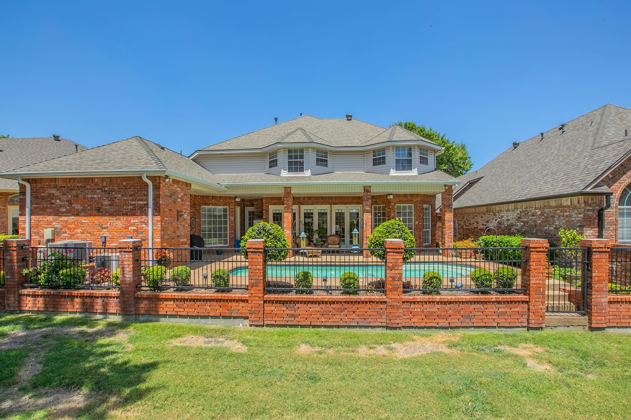 main property photo 35