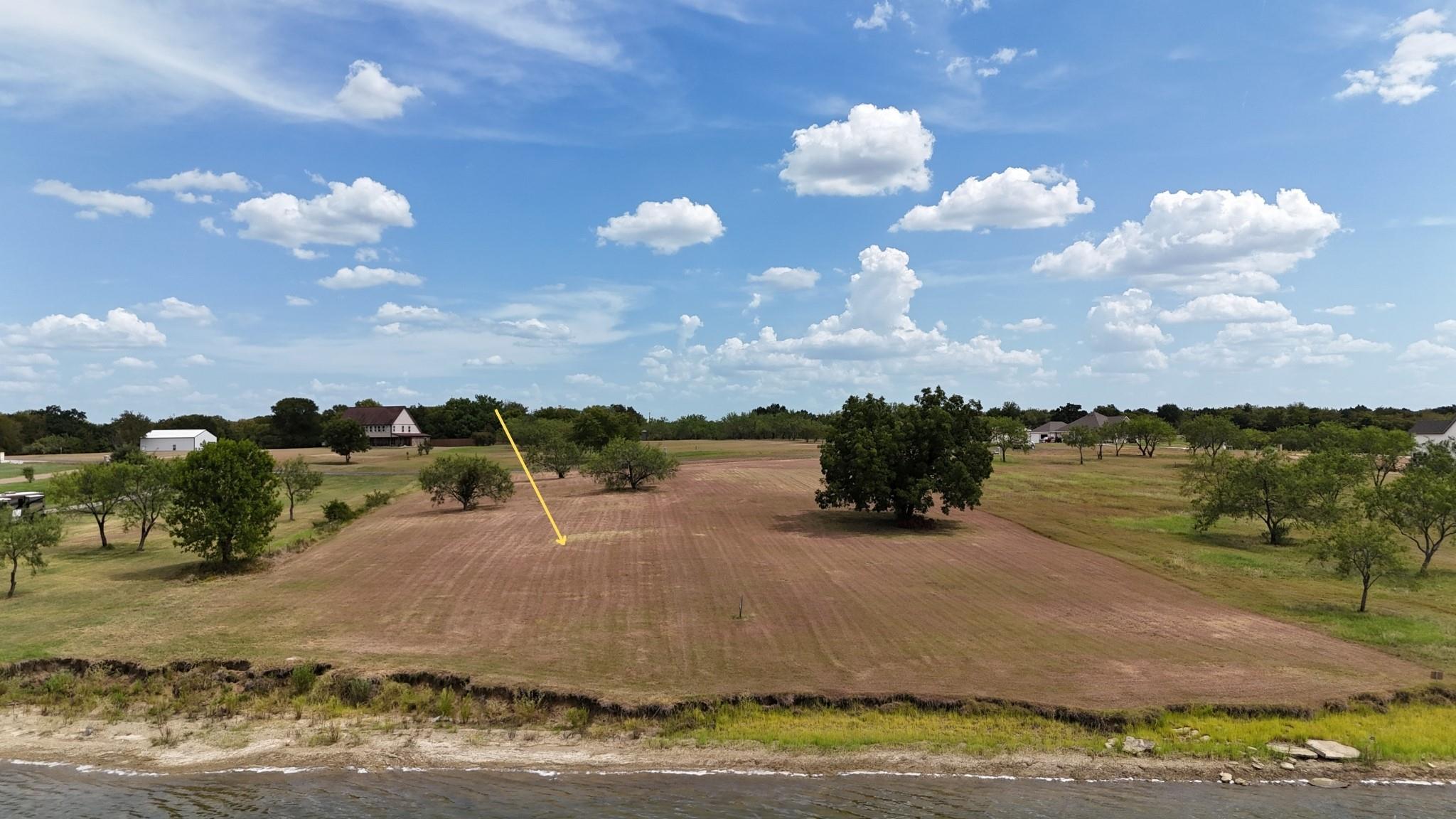 main property photo 11