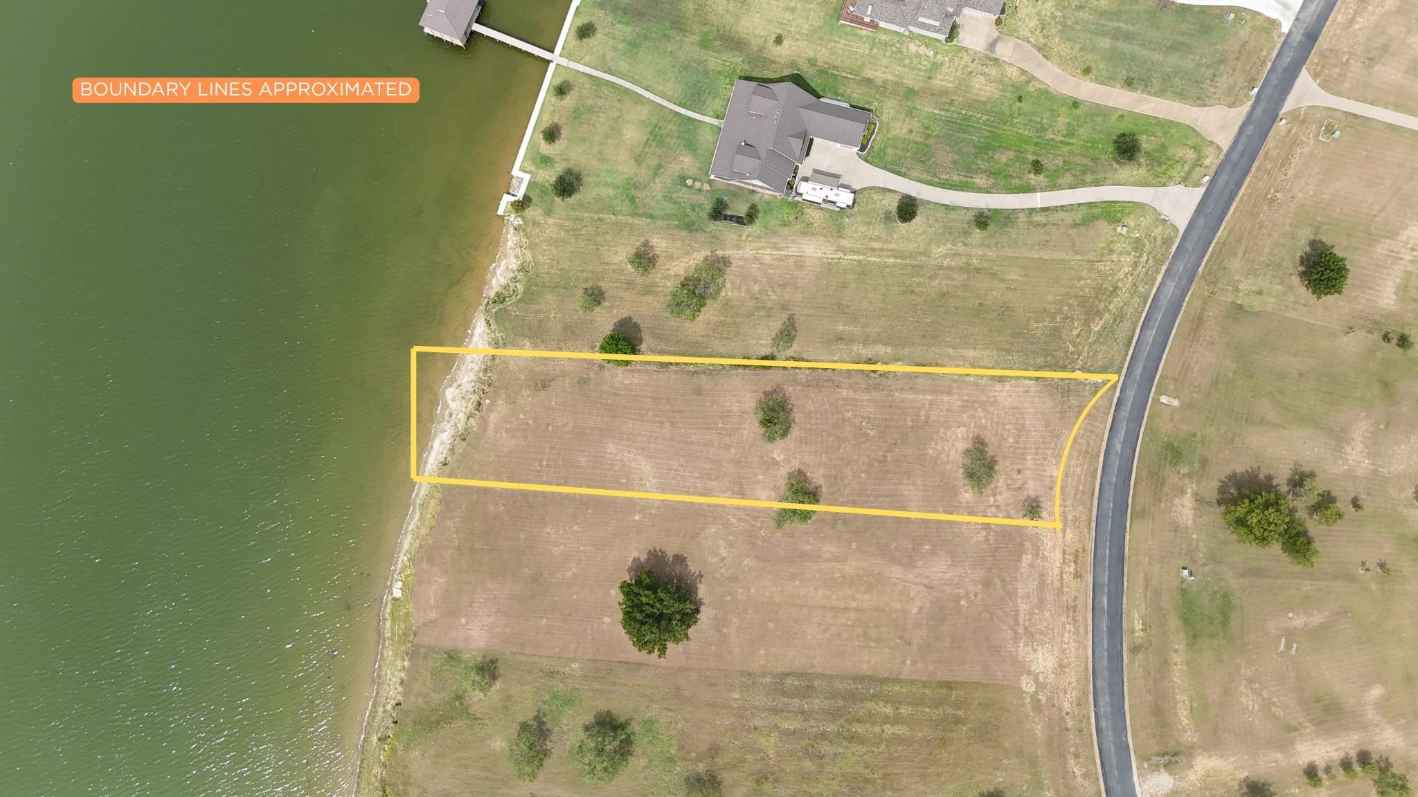 main property photo 16