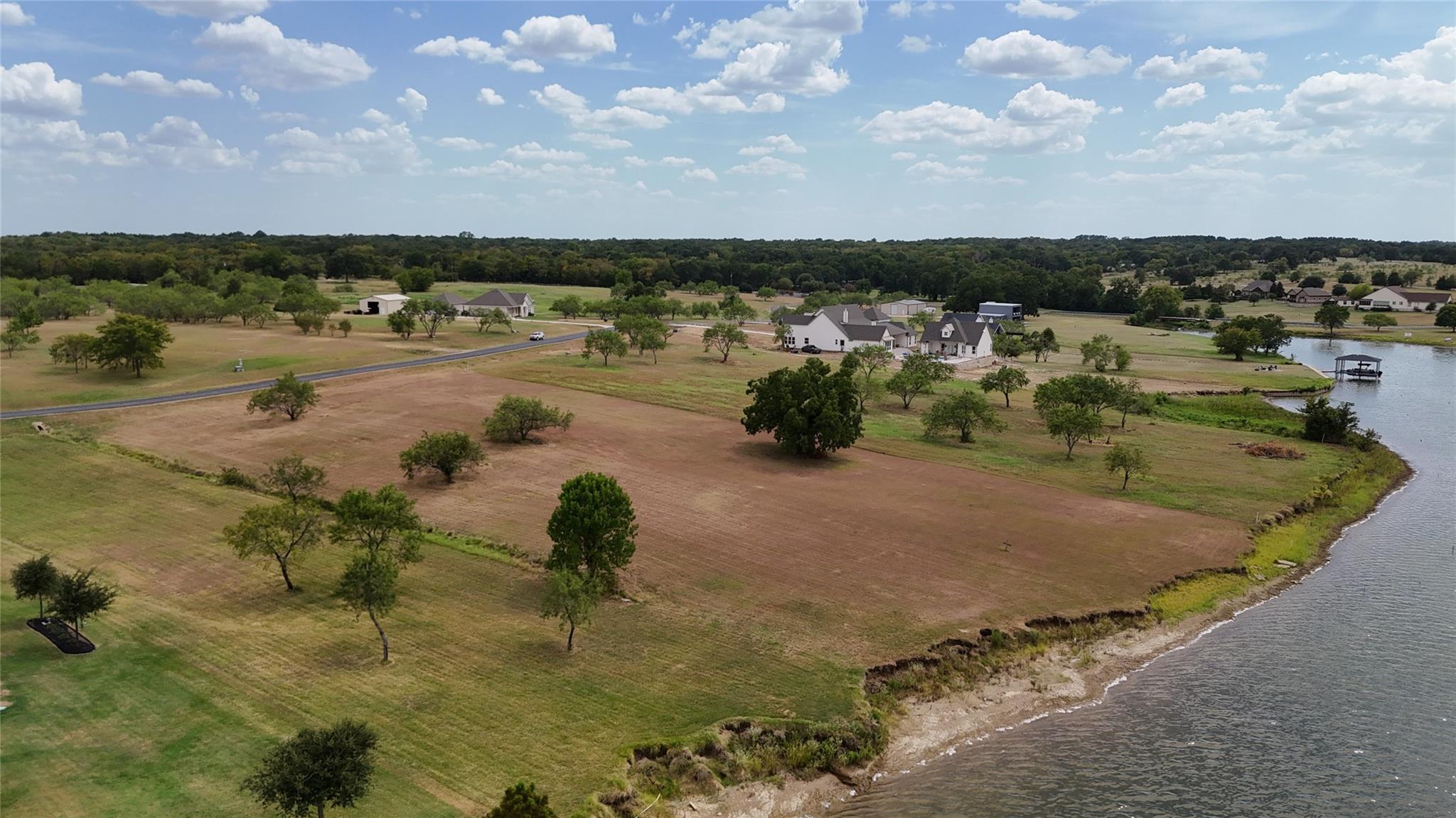 main property photo 27