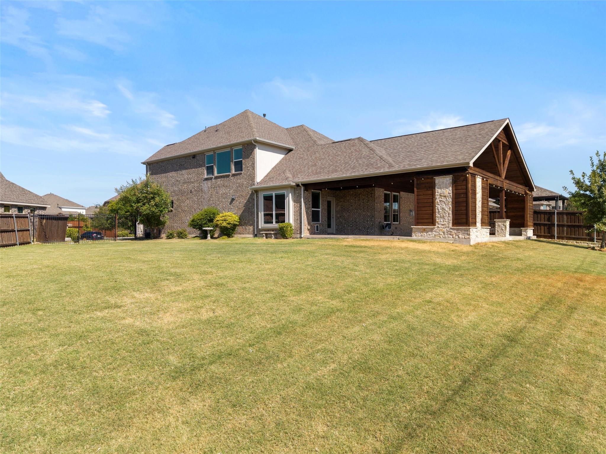 main property photo 33
