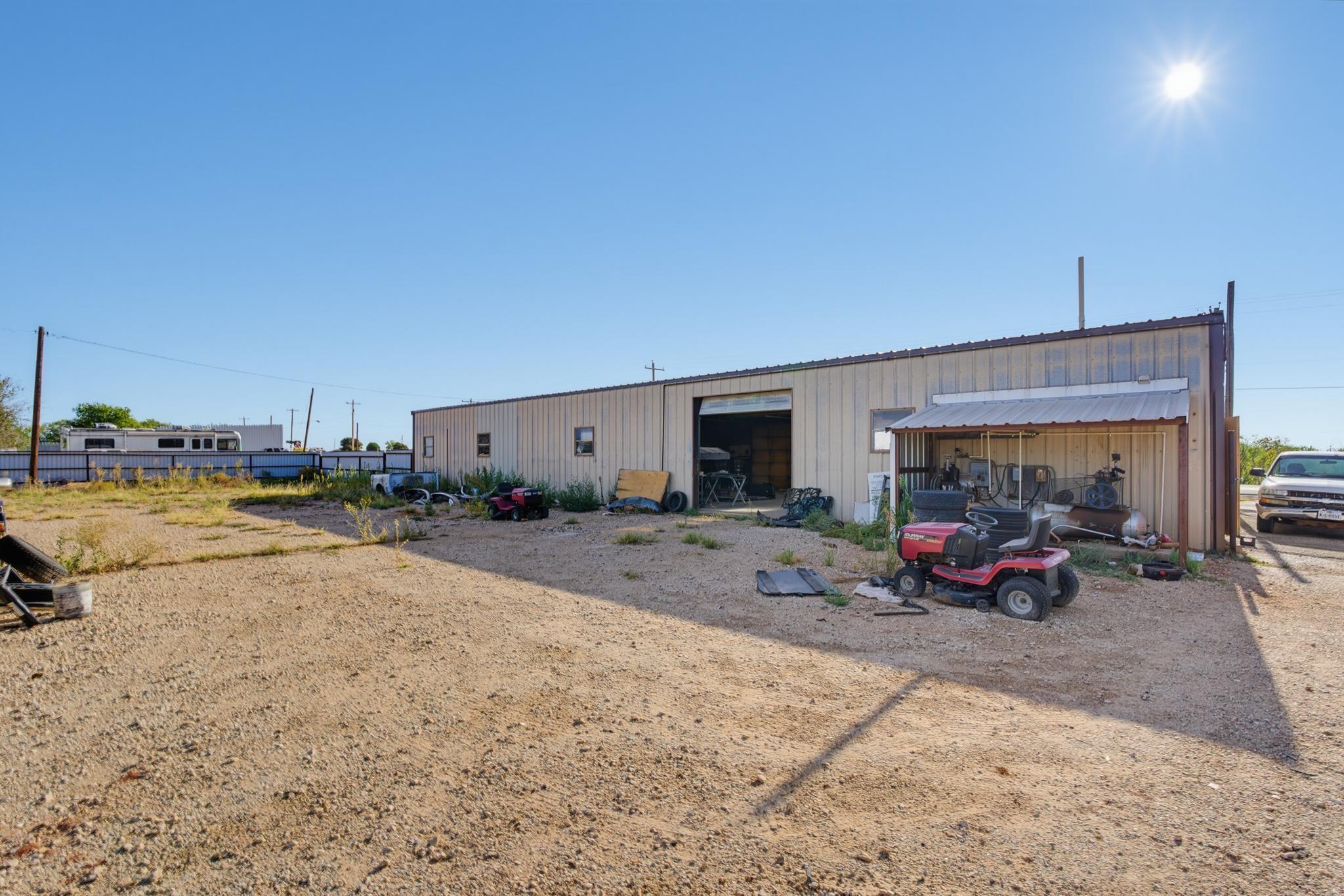 main property photo 33
