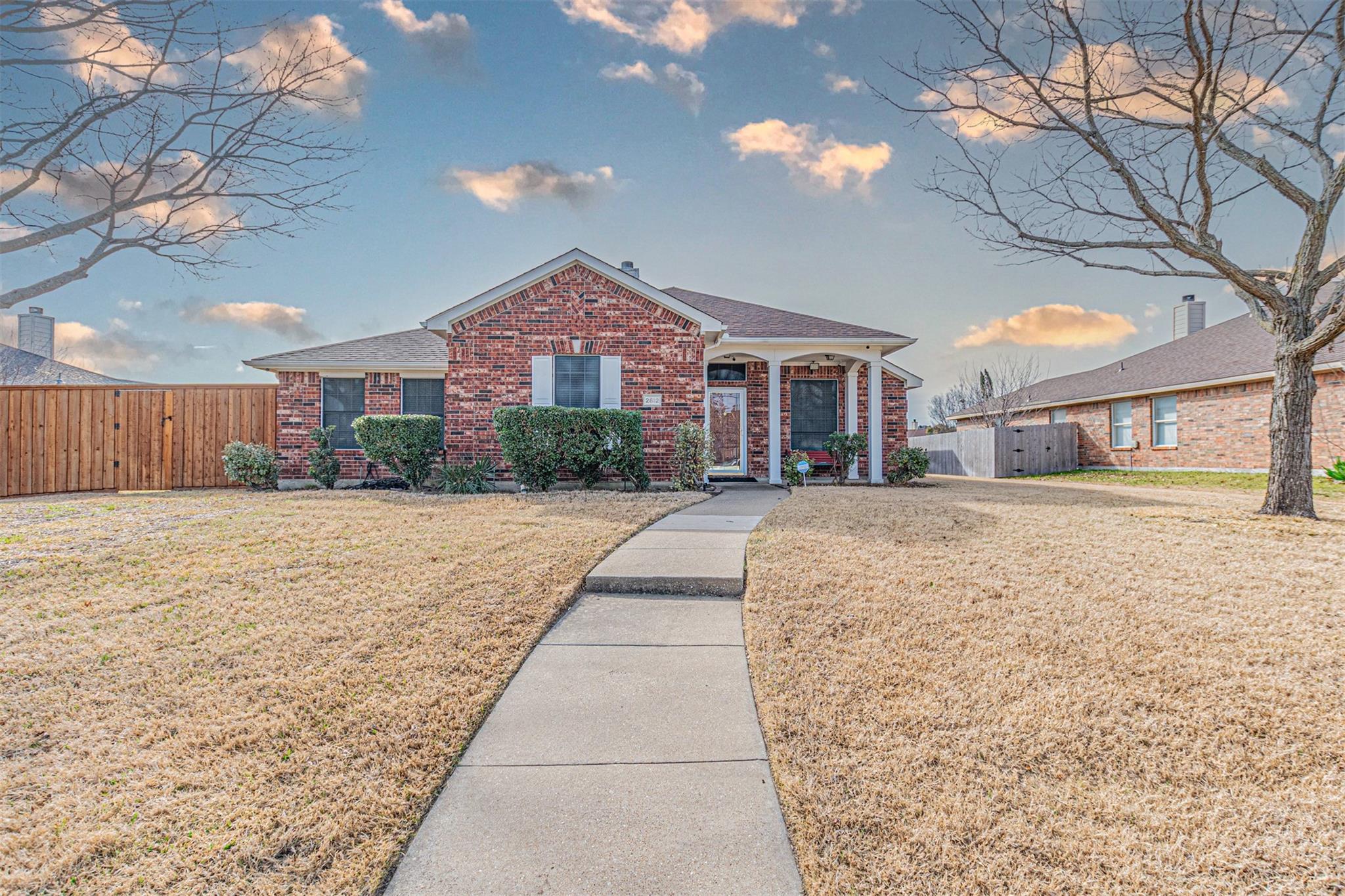 main property photo 5