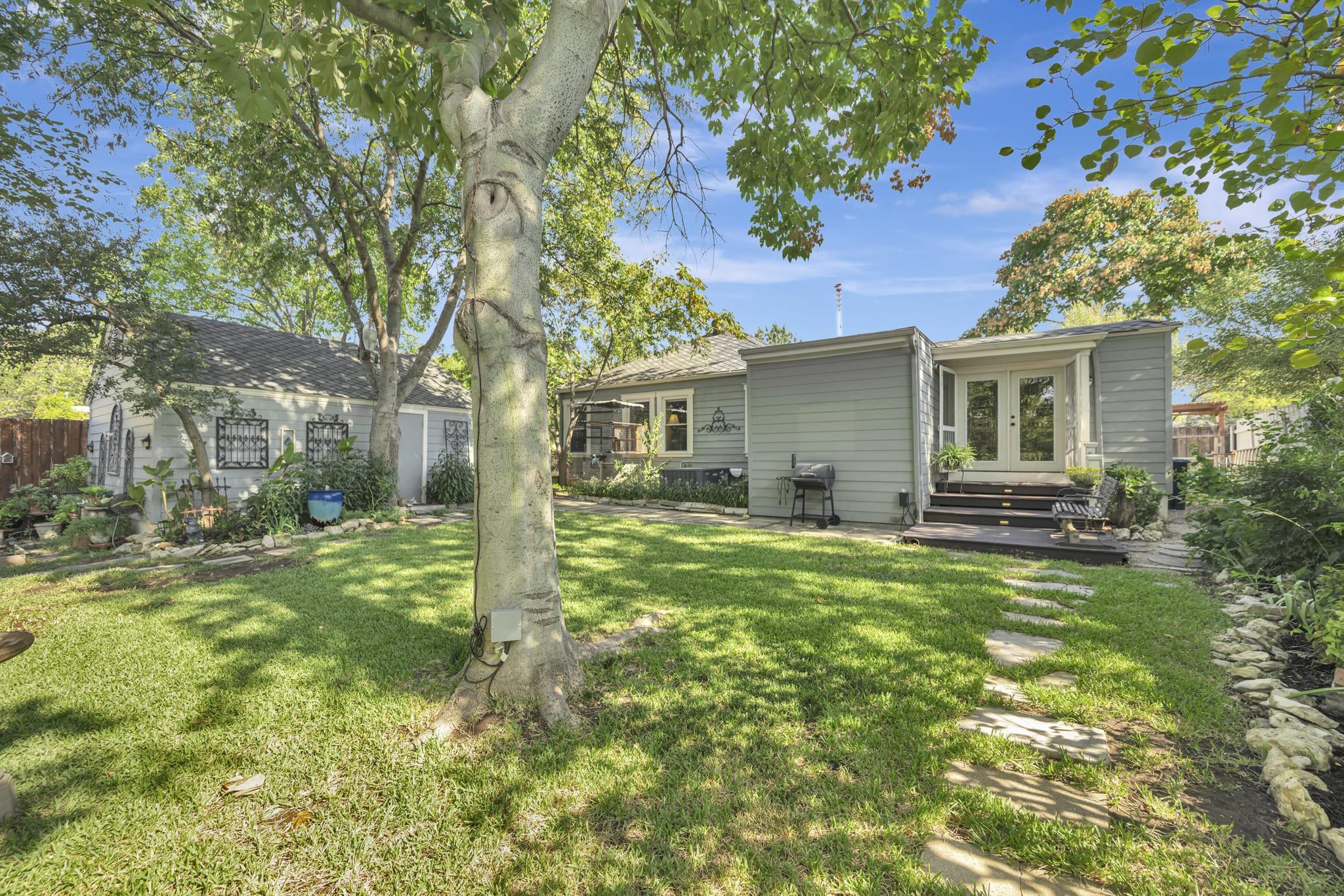 main property photo 29
