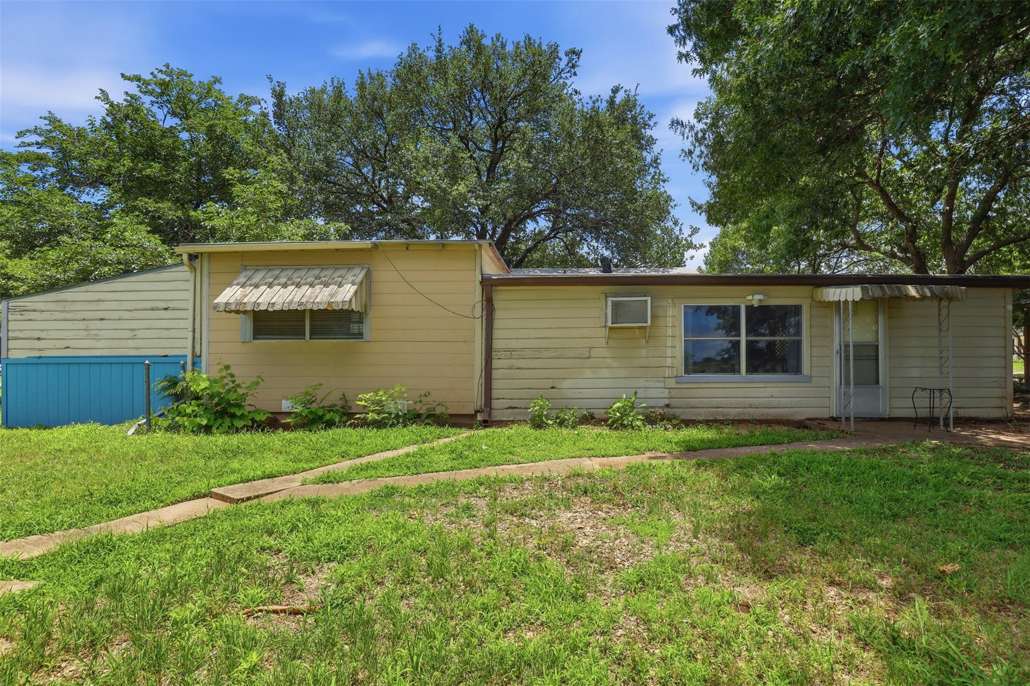 main property photo 26