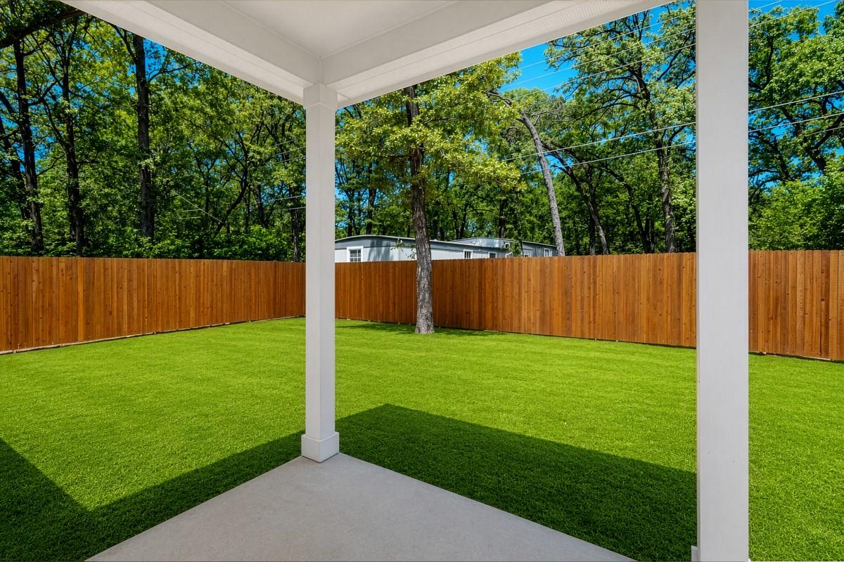 main property photo 22