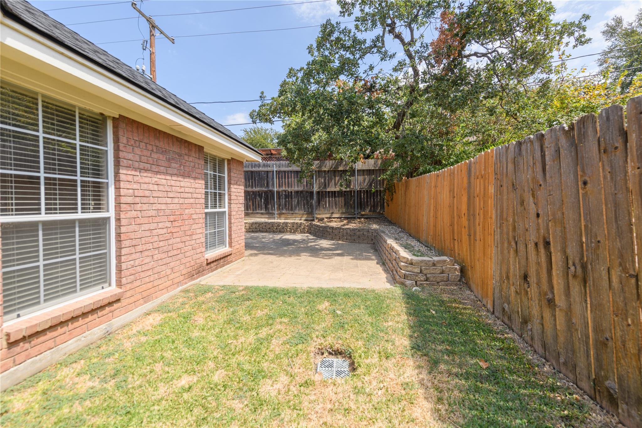 main property photo 27