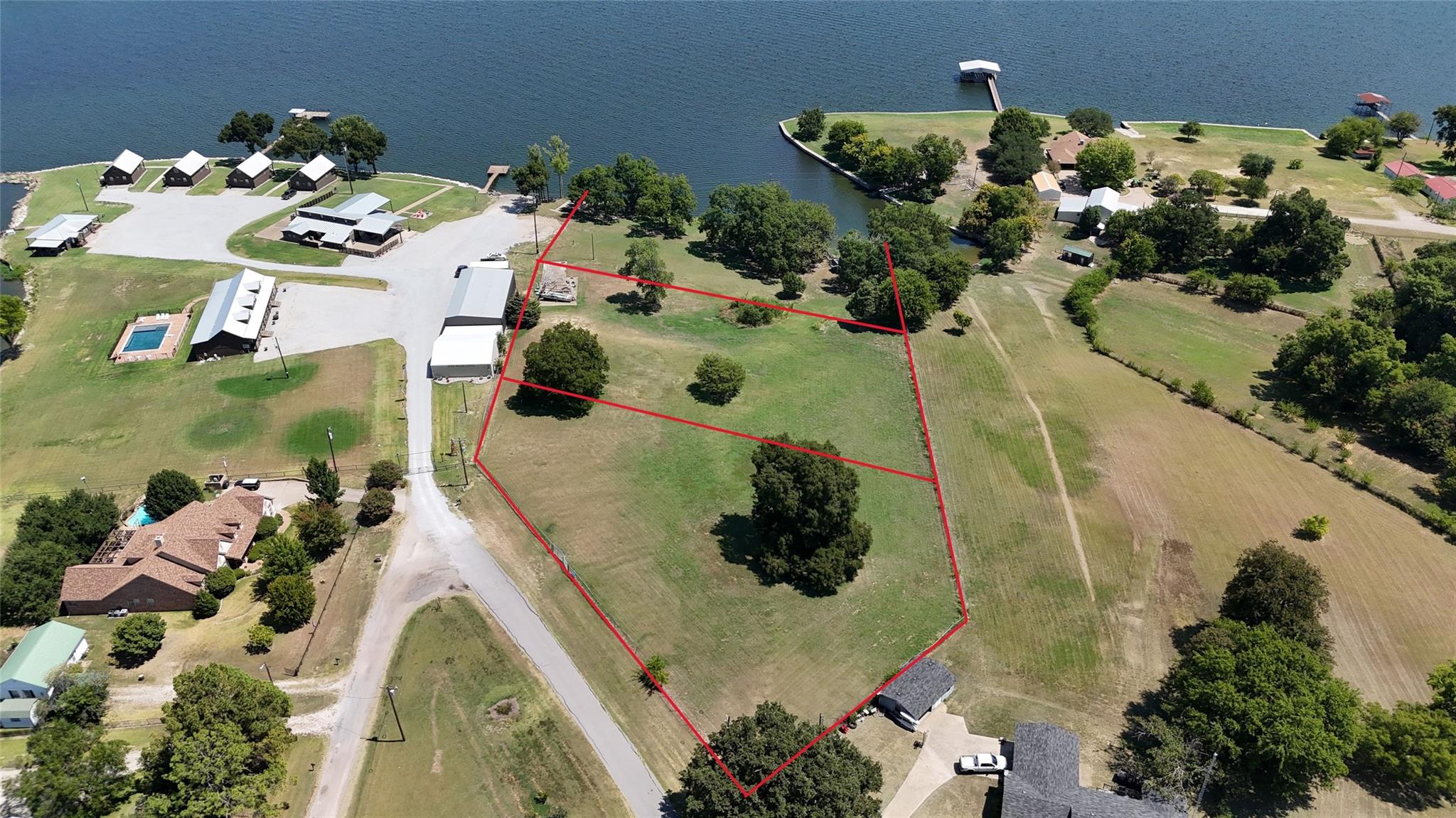 main property photo 9