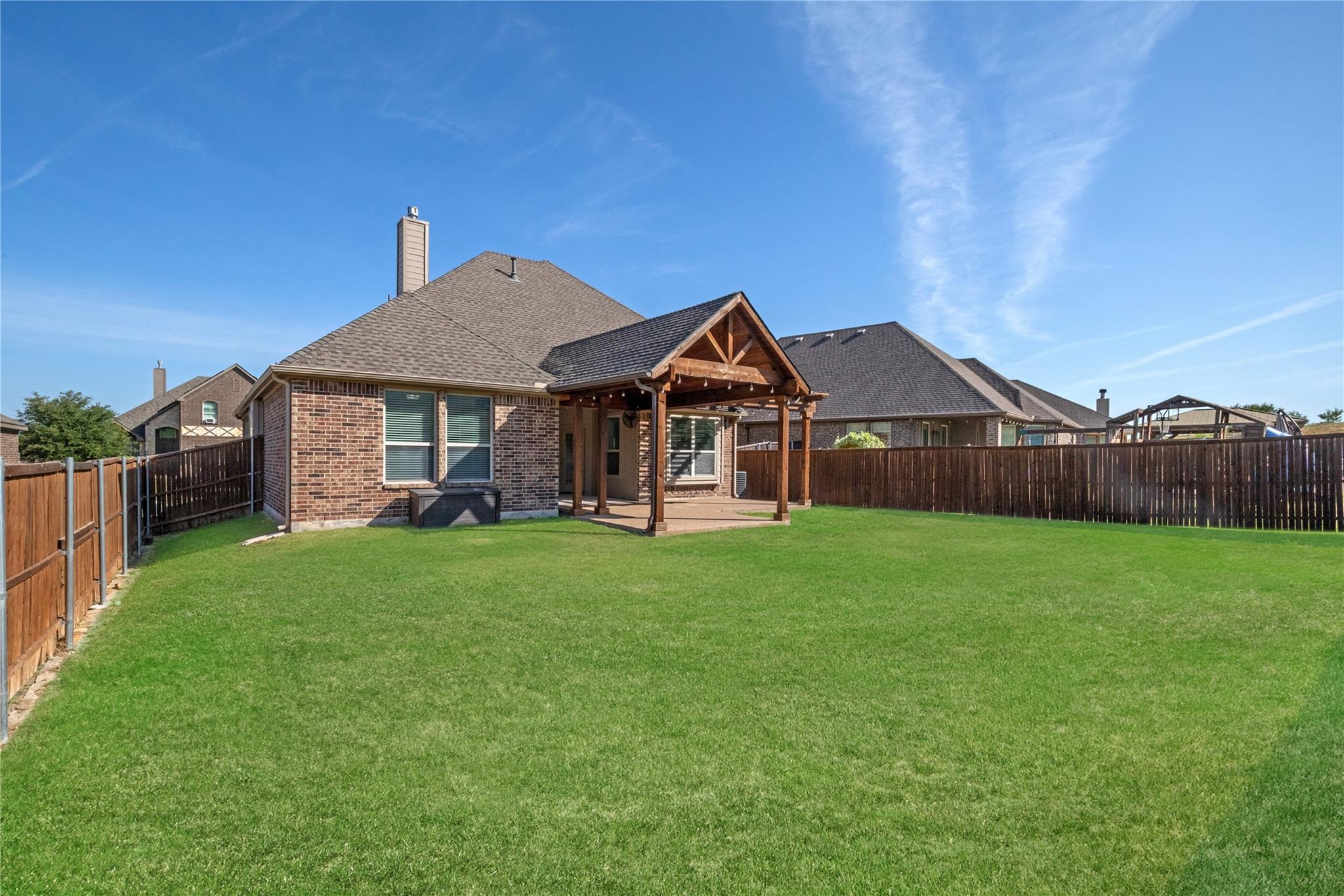 main property photo 25