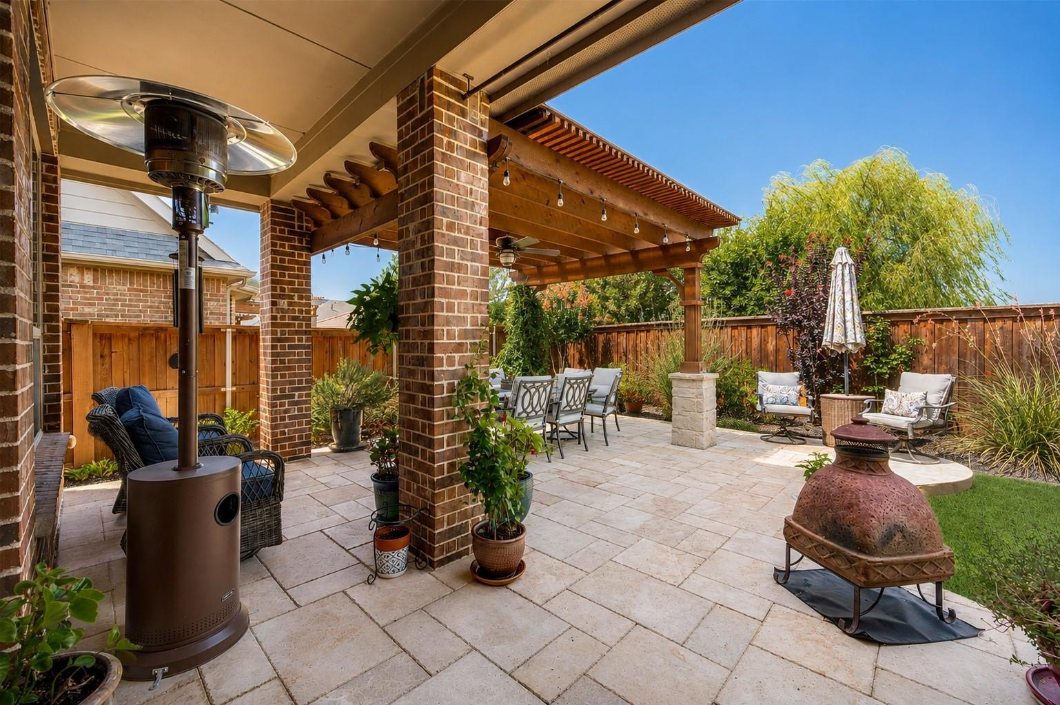 main property photo 30