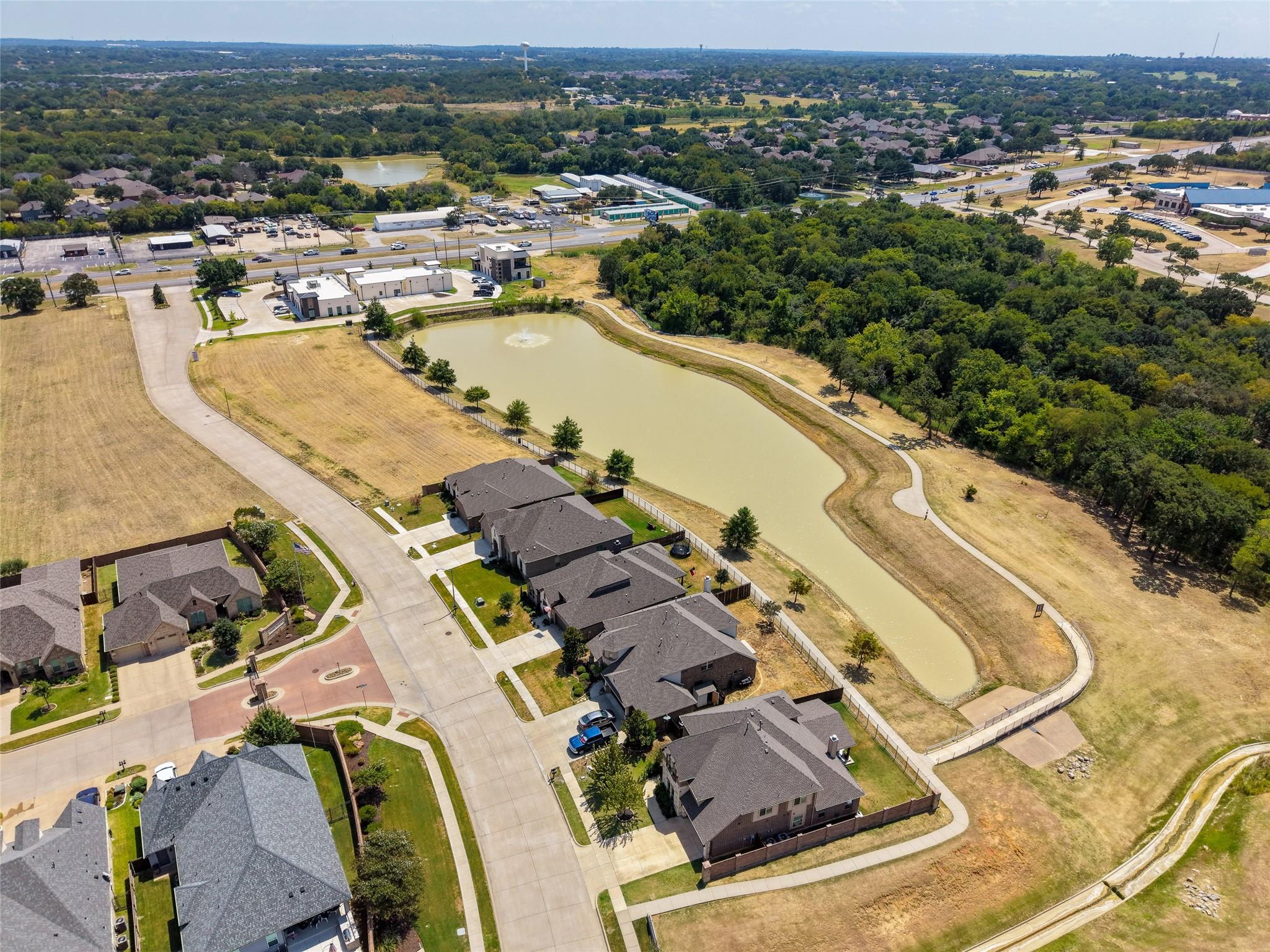 main property photo 37