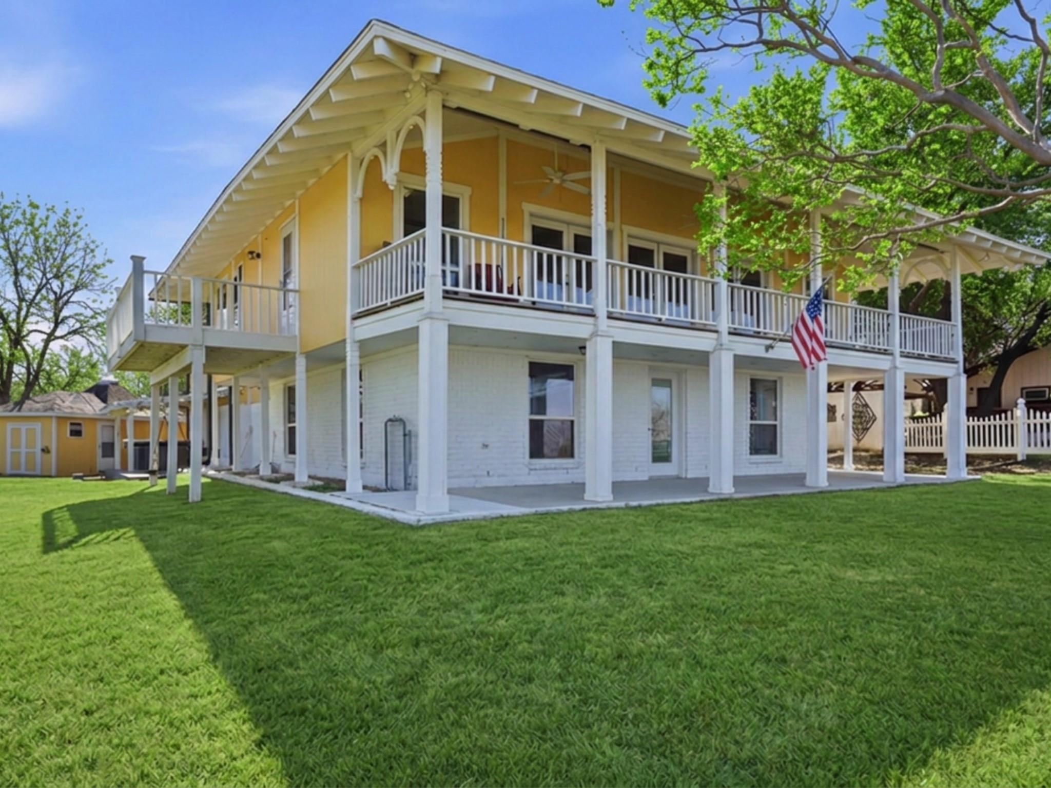 main property photo 19