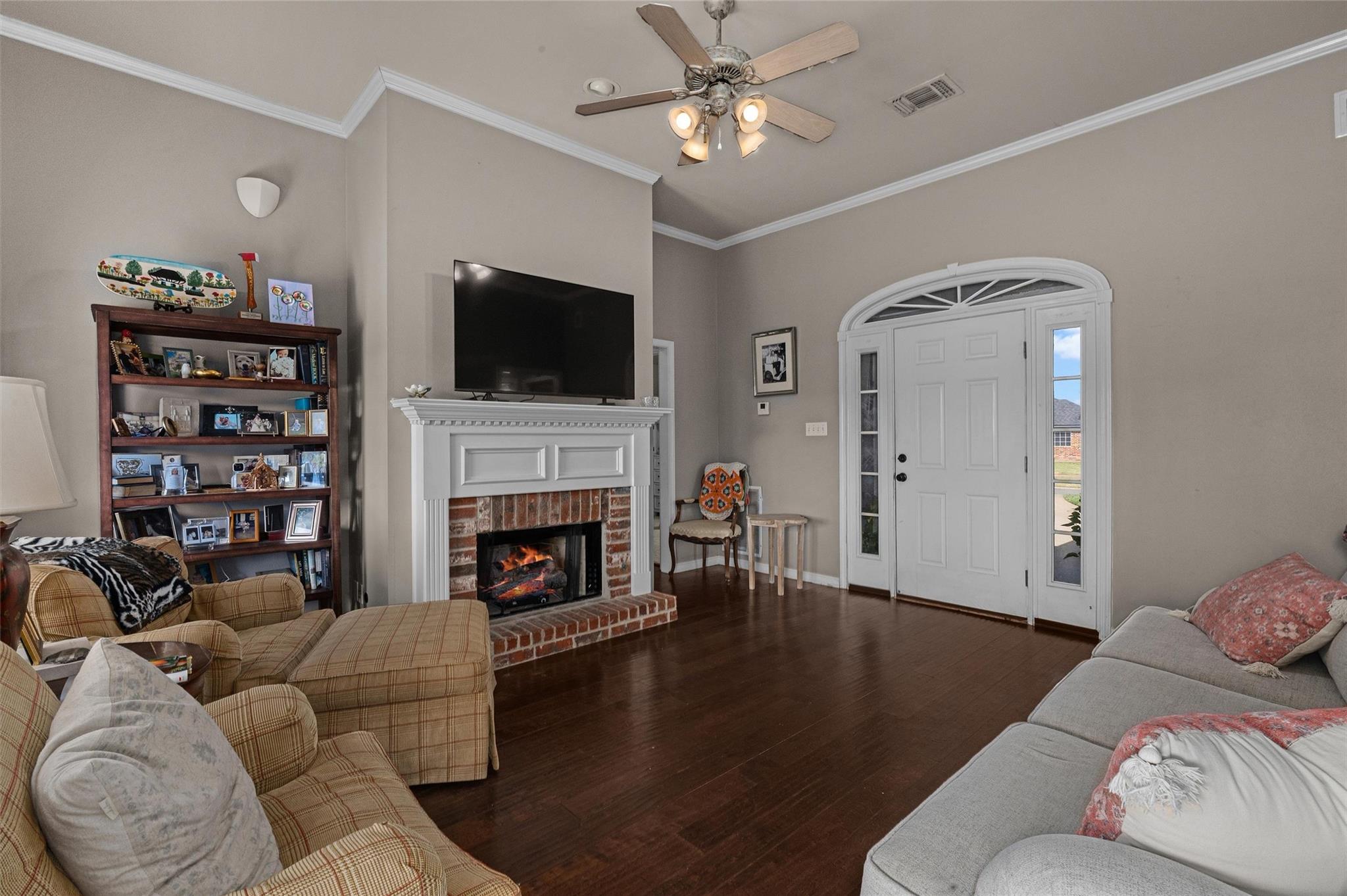 main property photo 9