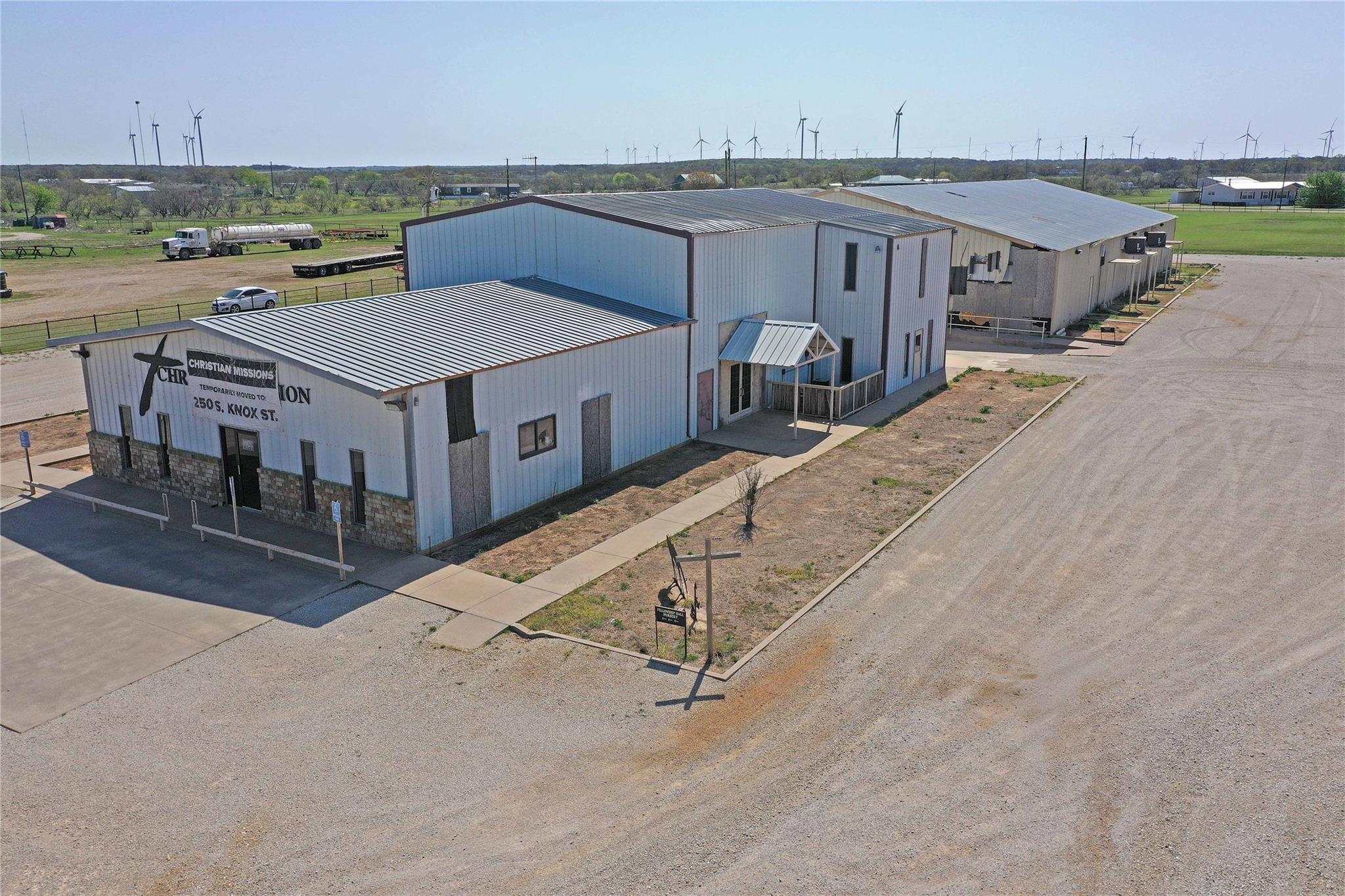 main property photo 10