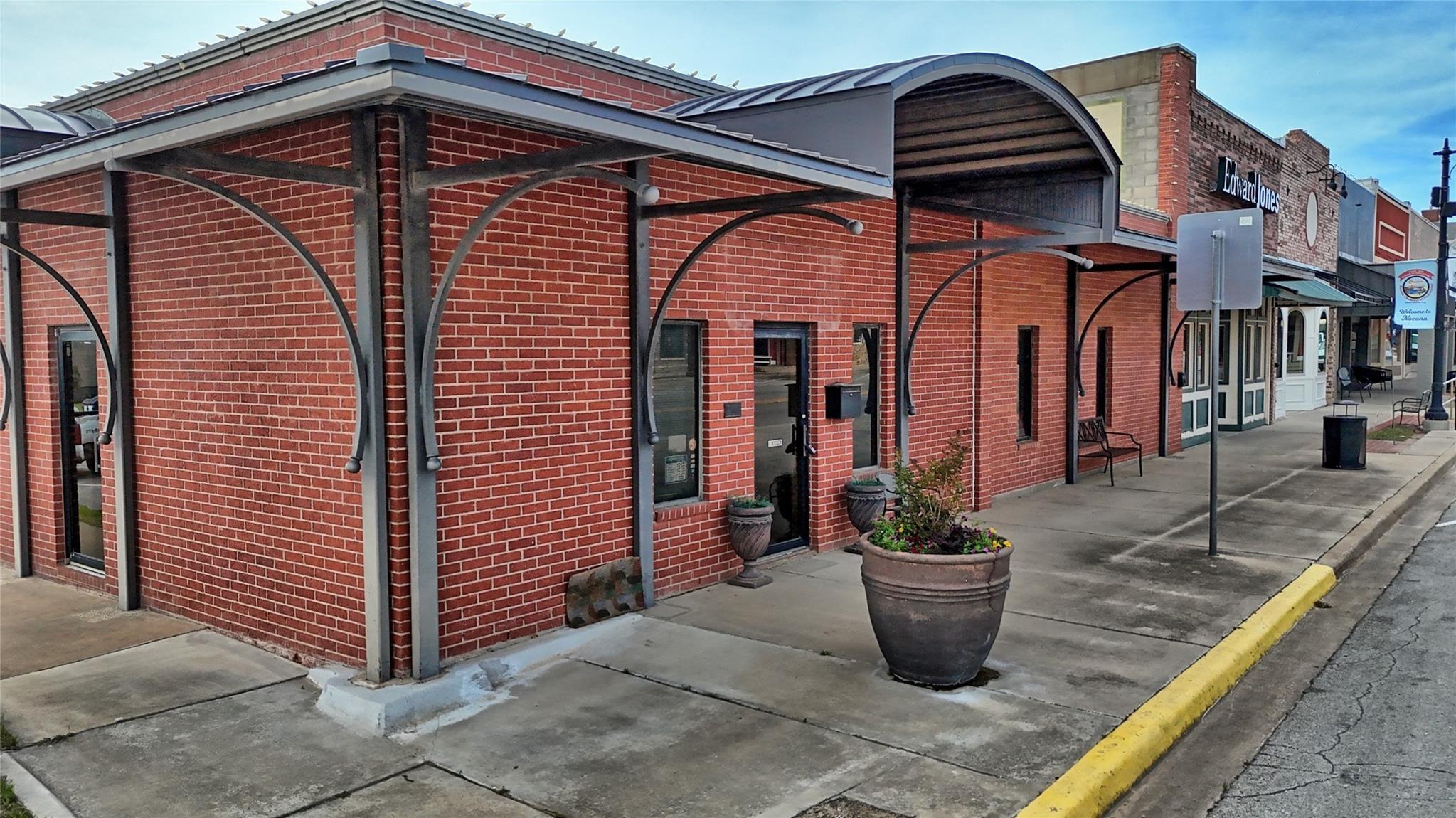 main property photo 29