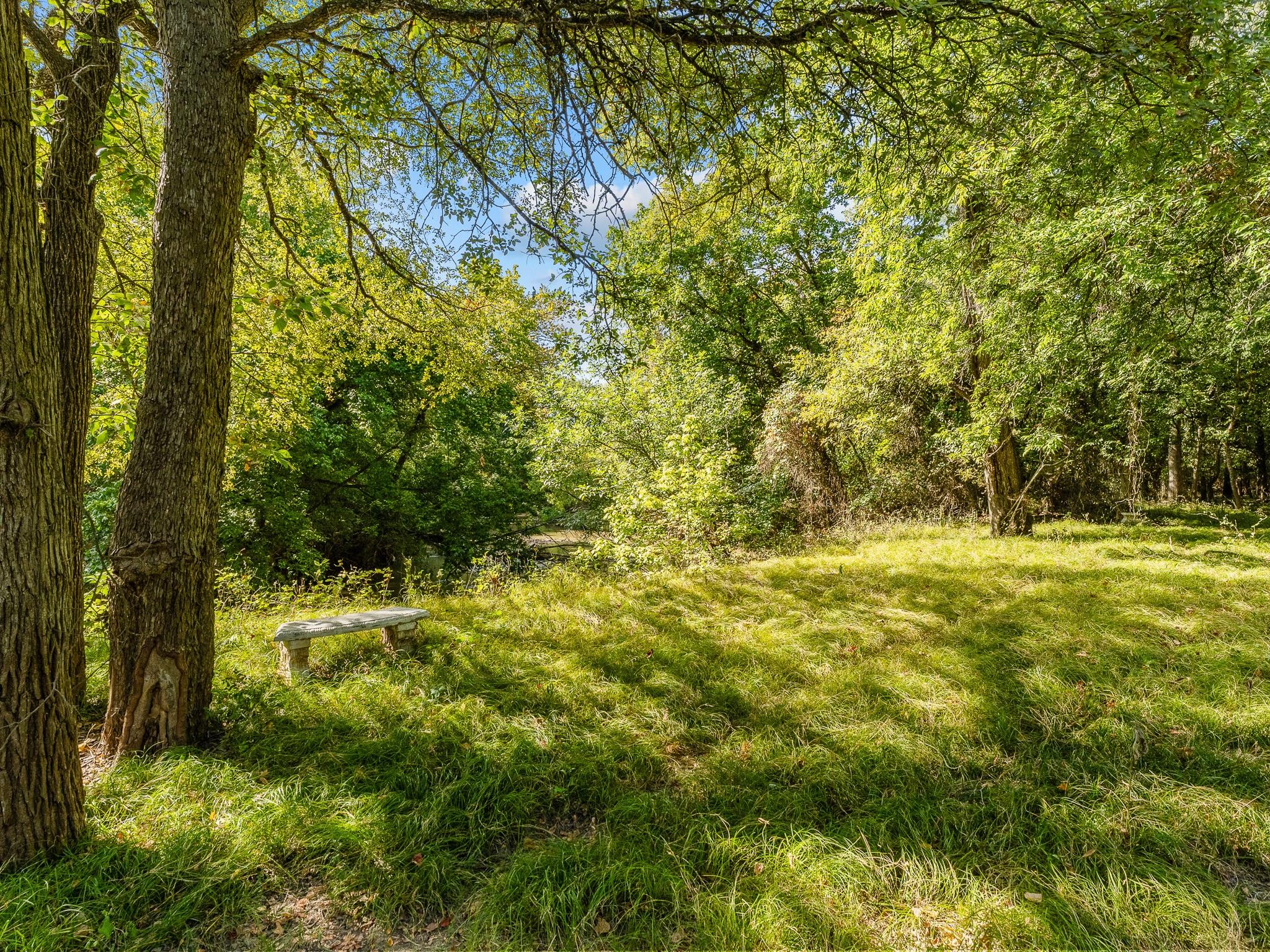 main property photo 23
