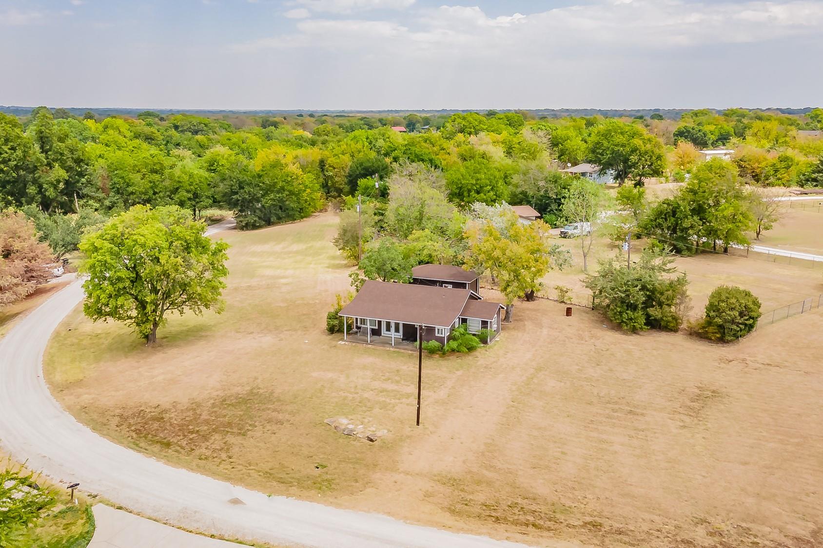 main property photo 5