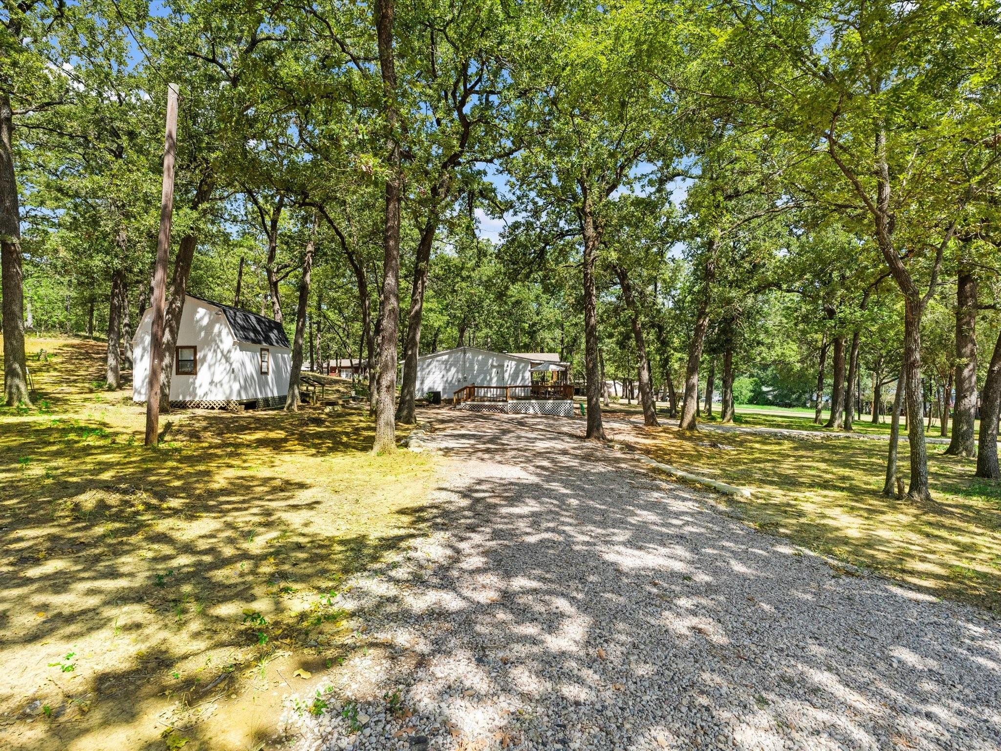 main property photo 33