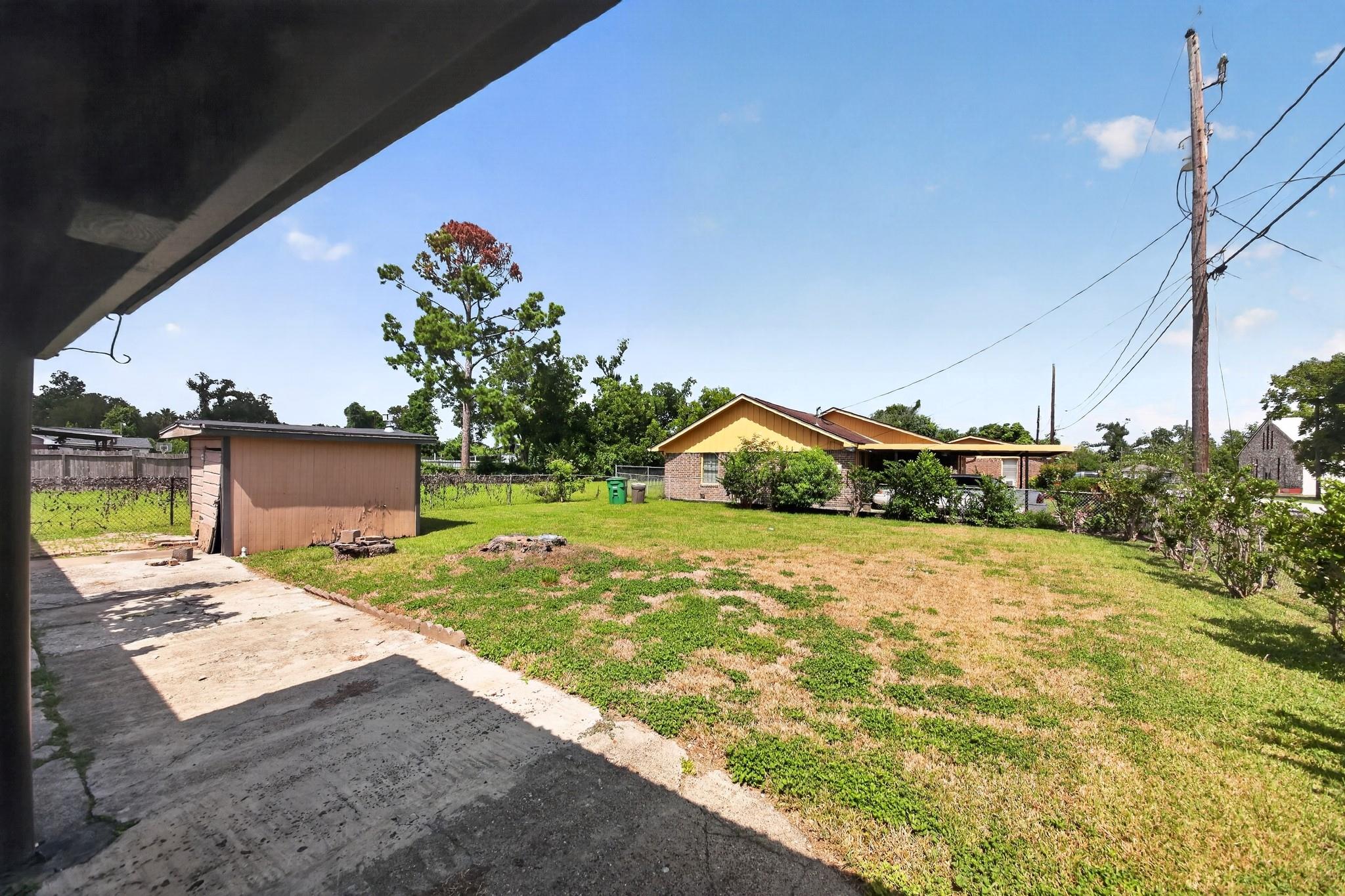 main property photo 24