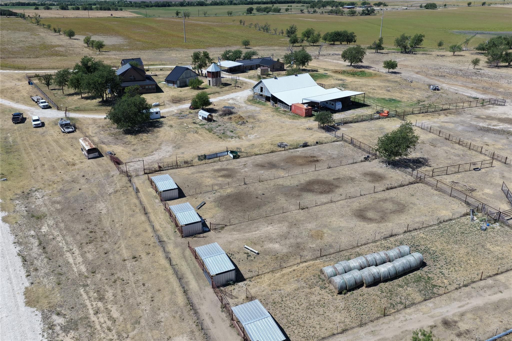 main property photo 37
