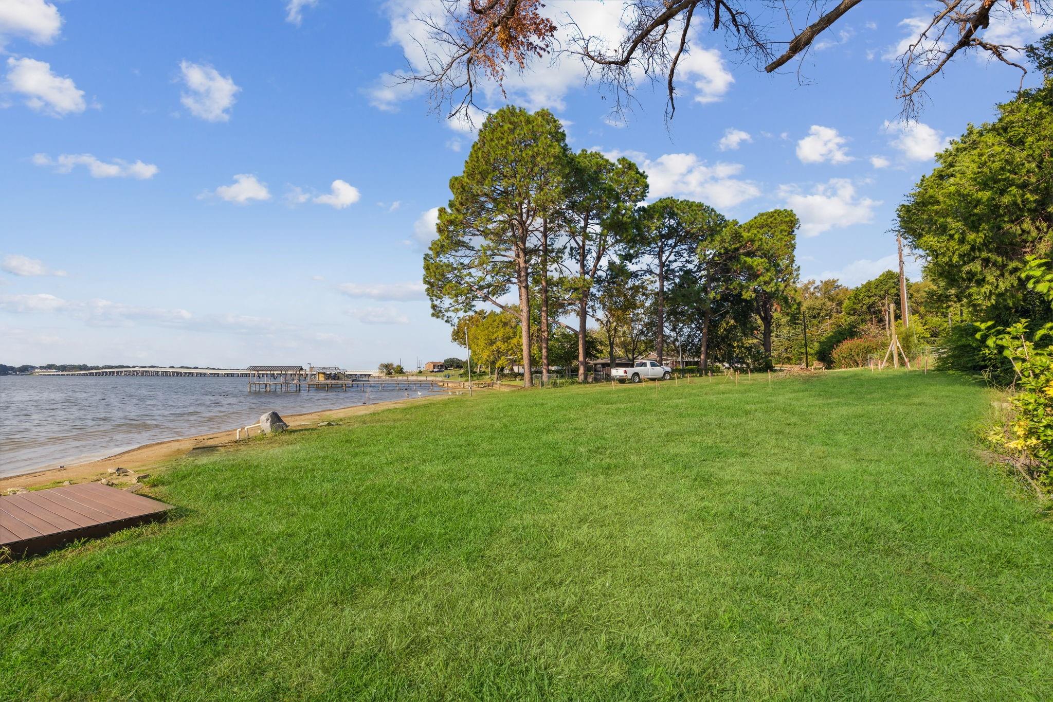 main property photo 16
