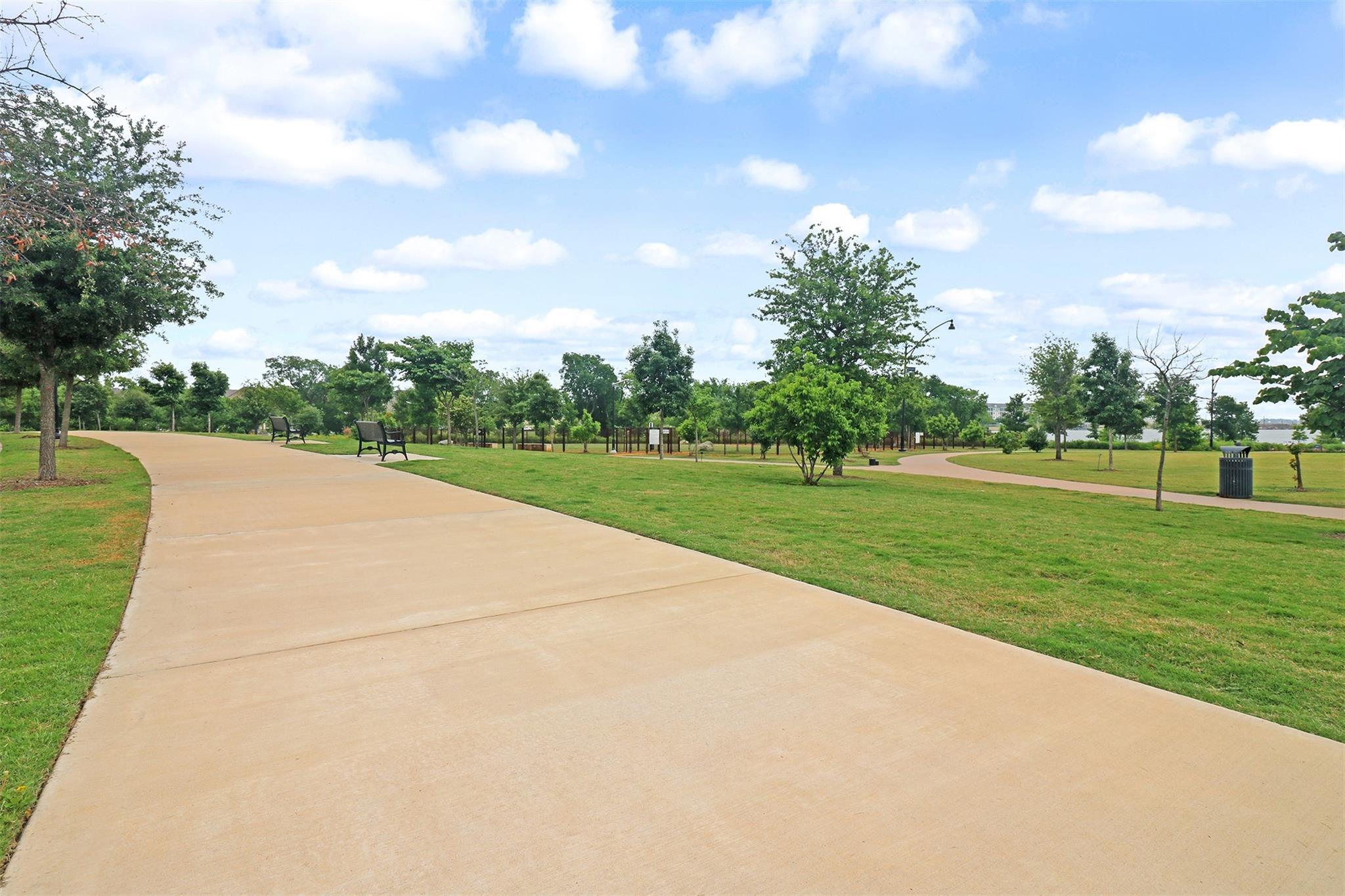 main property photo 33