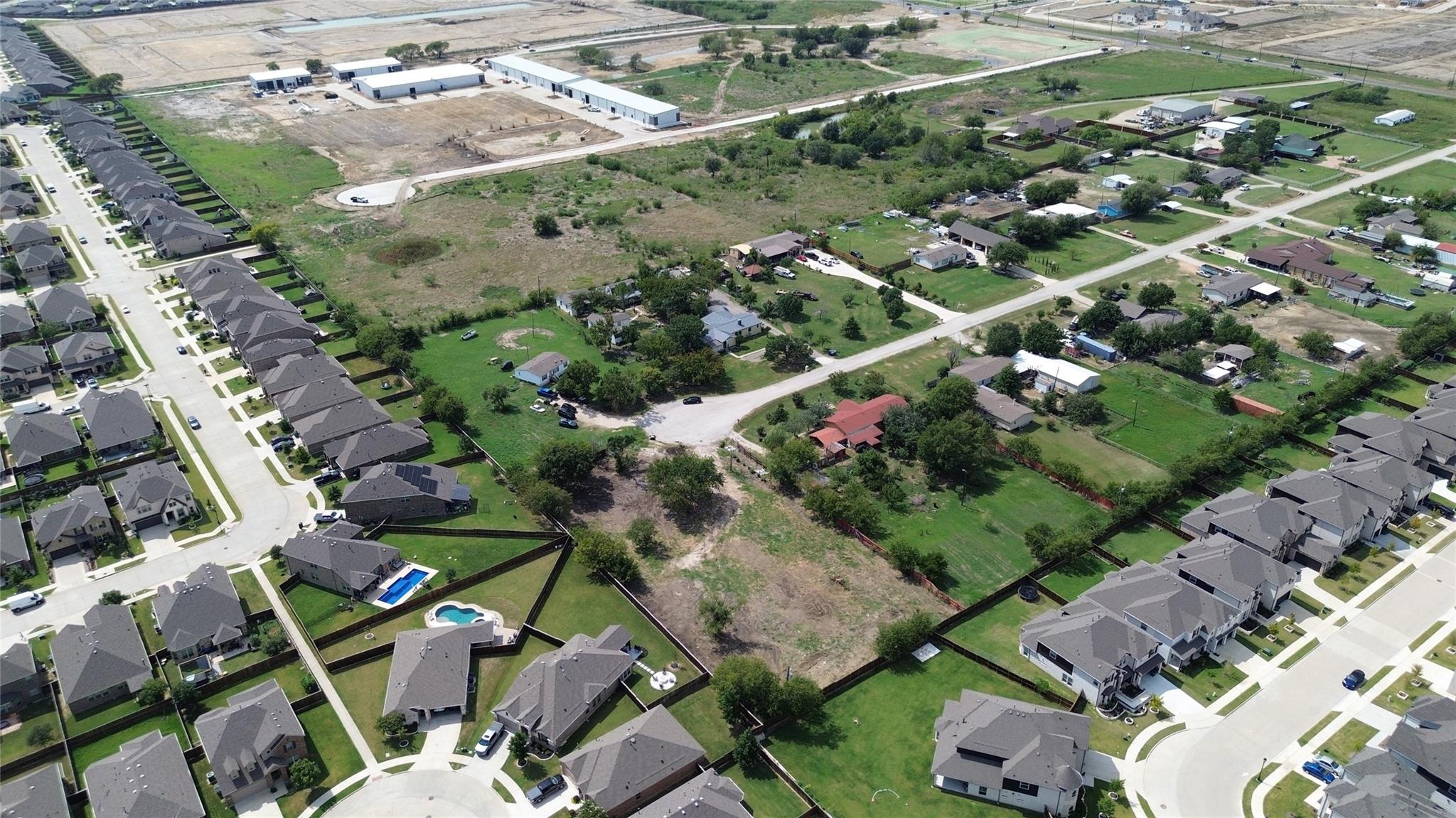 main property photo 5
