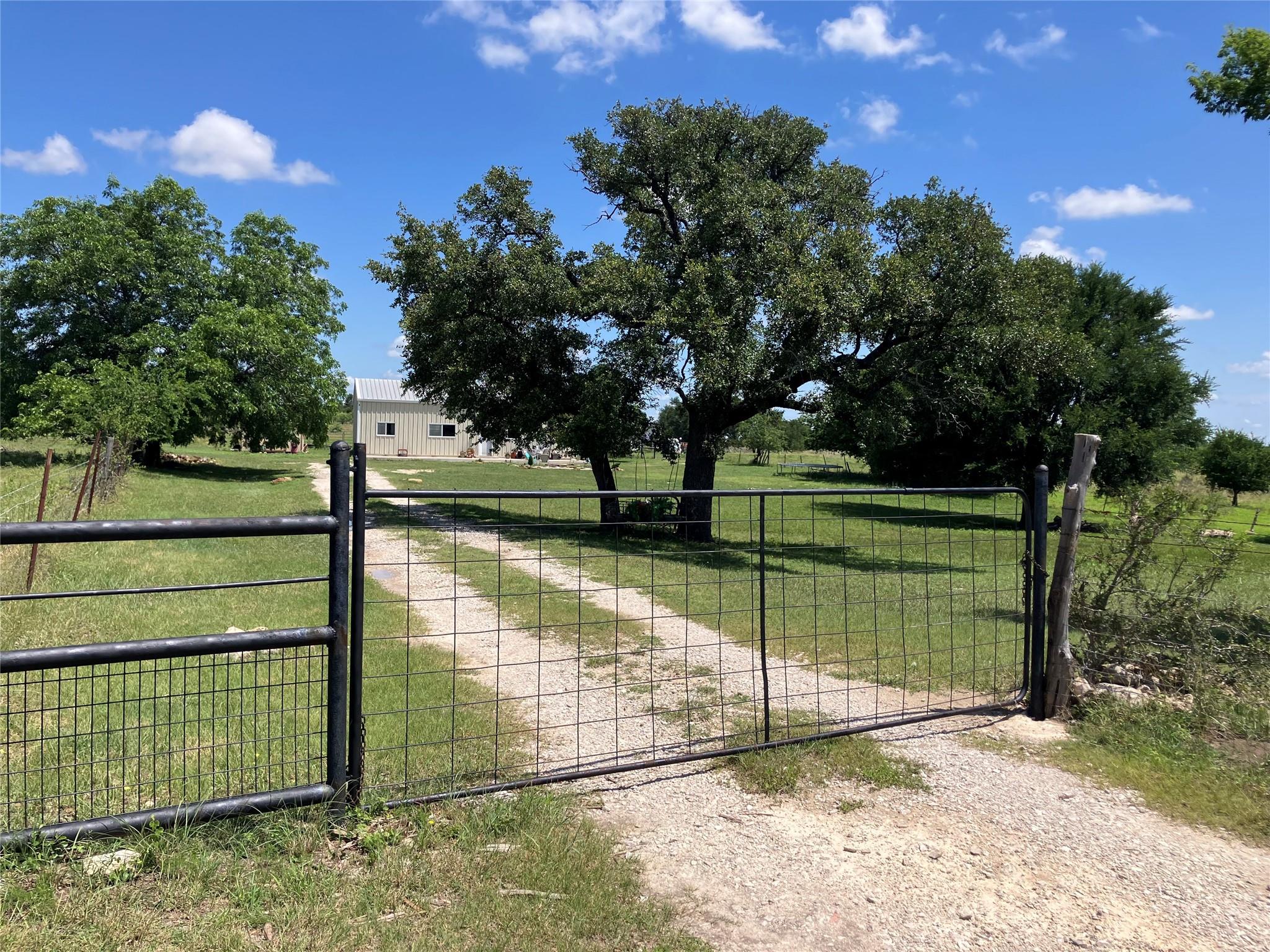 main property photo 0