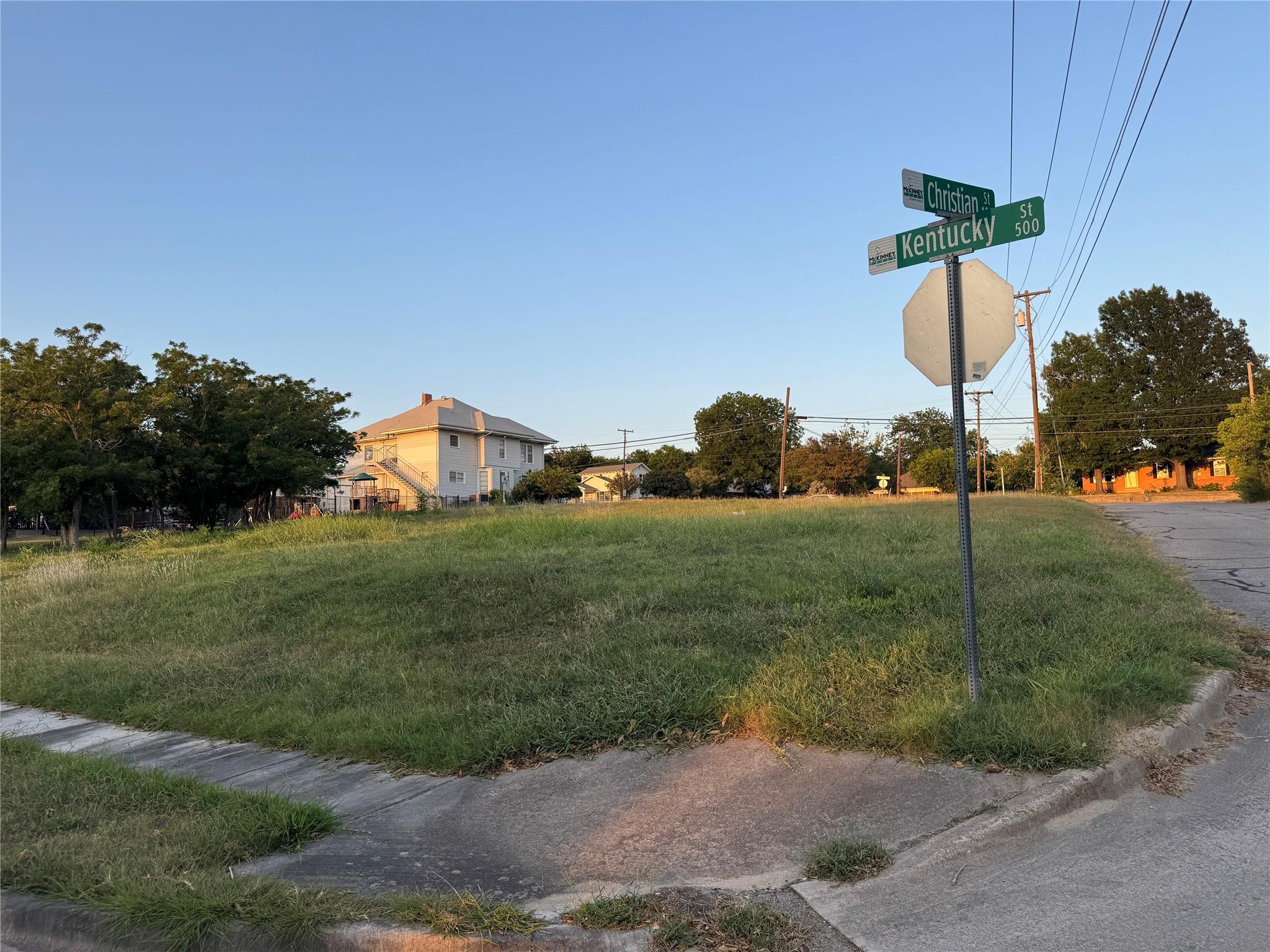 main property photo 11