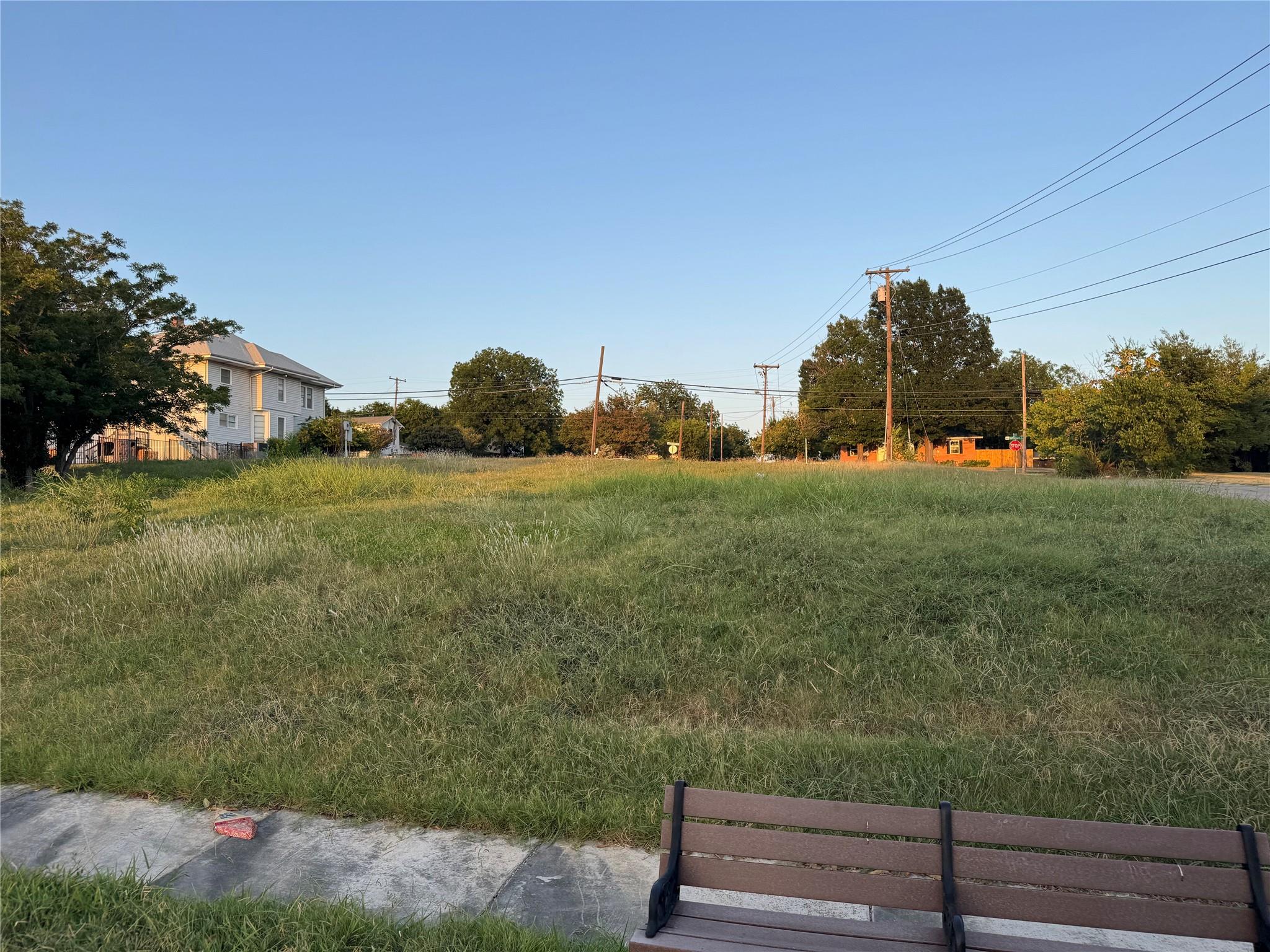 main property photo 12