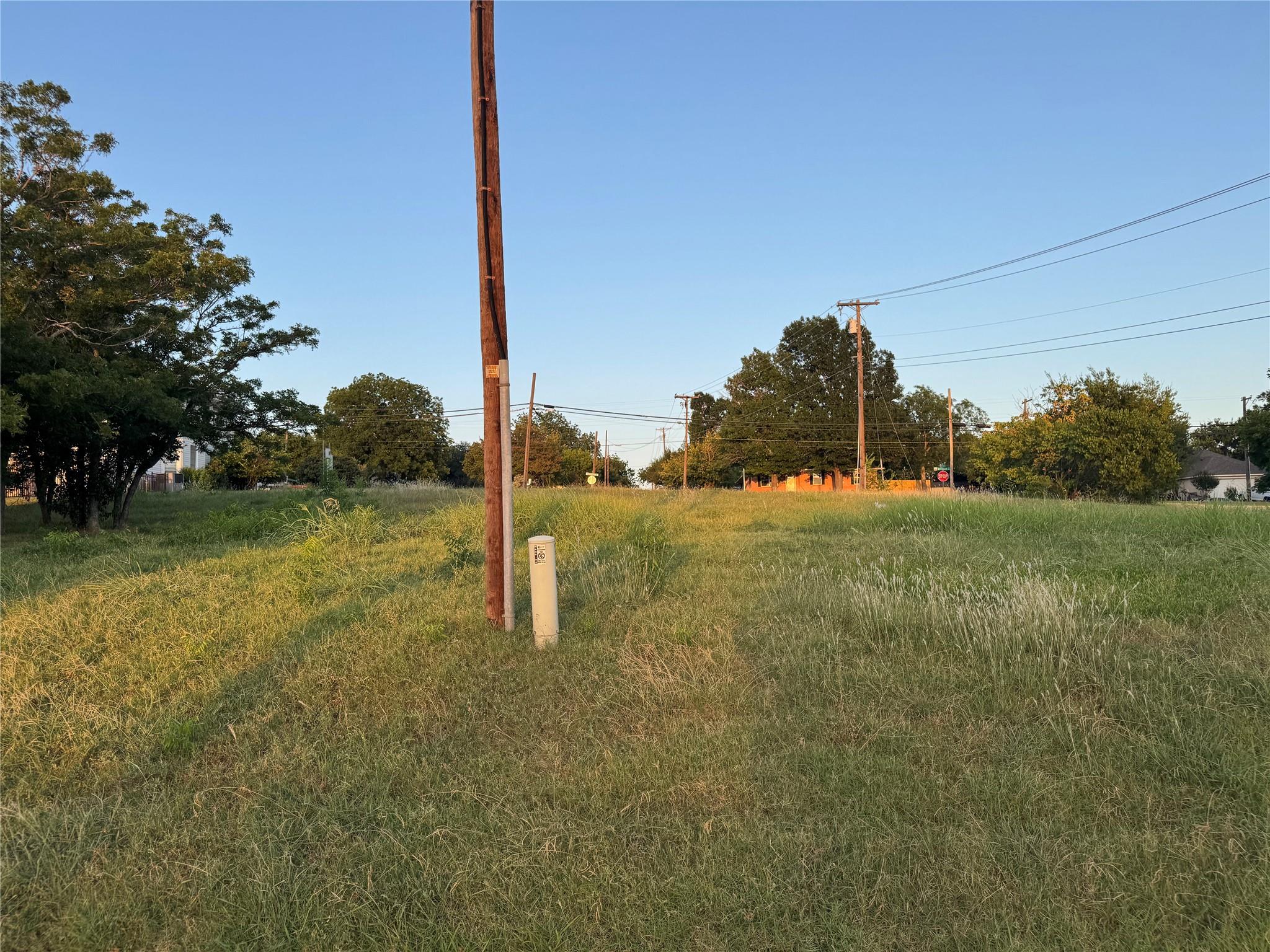 main property photo 14