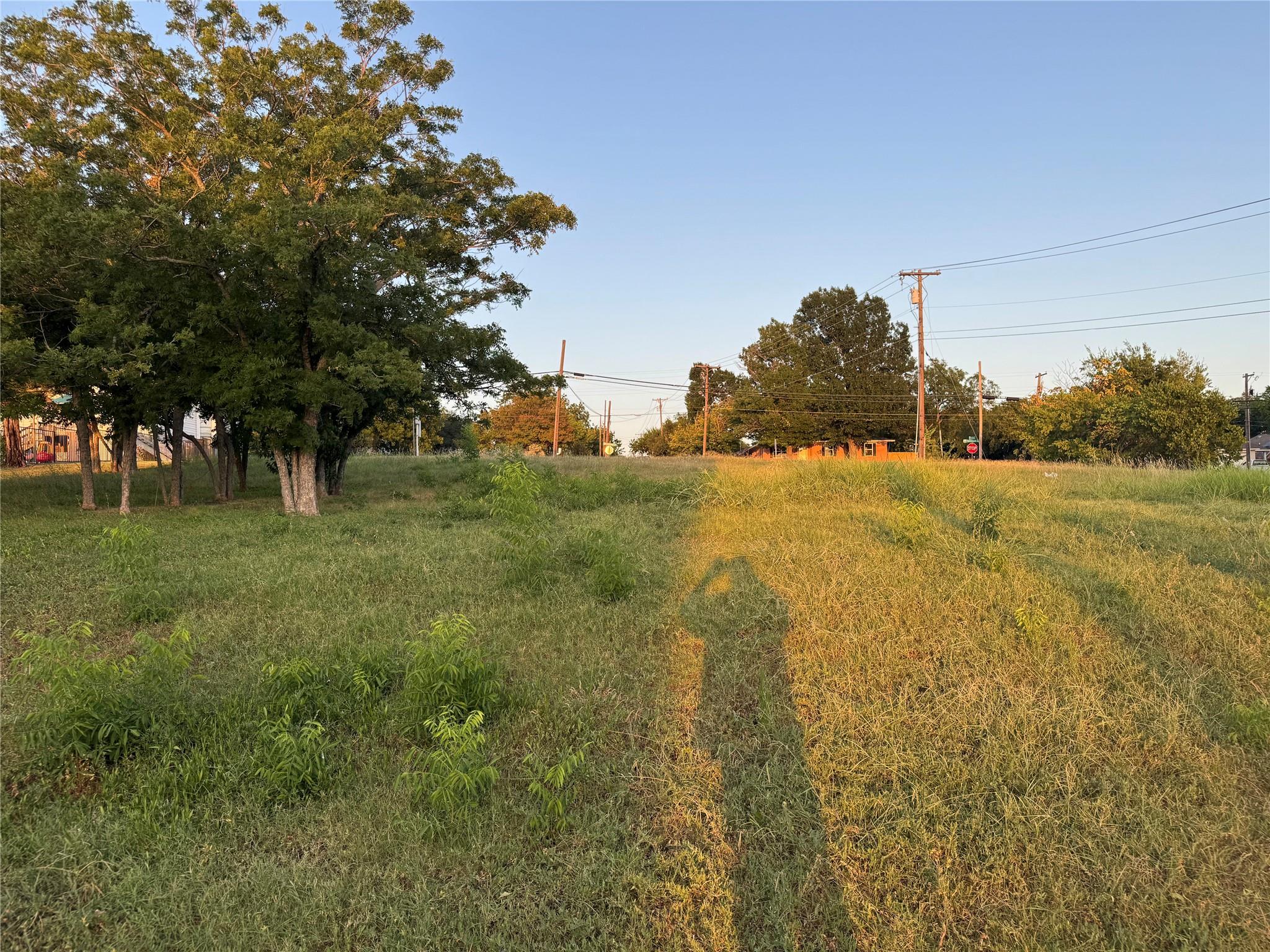 main property photo 15
