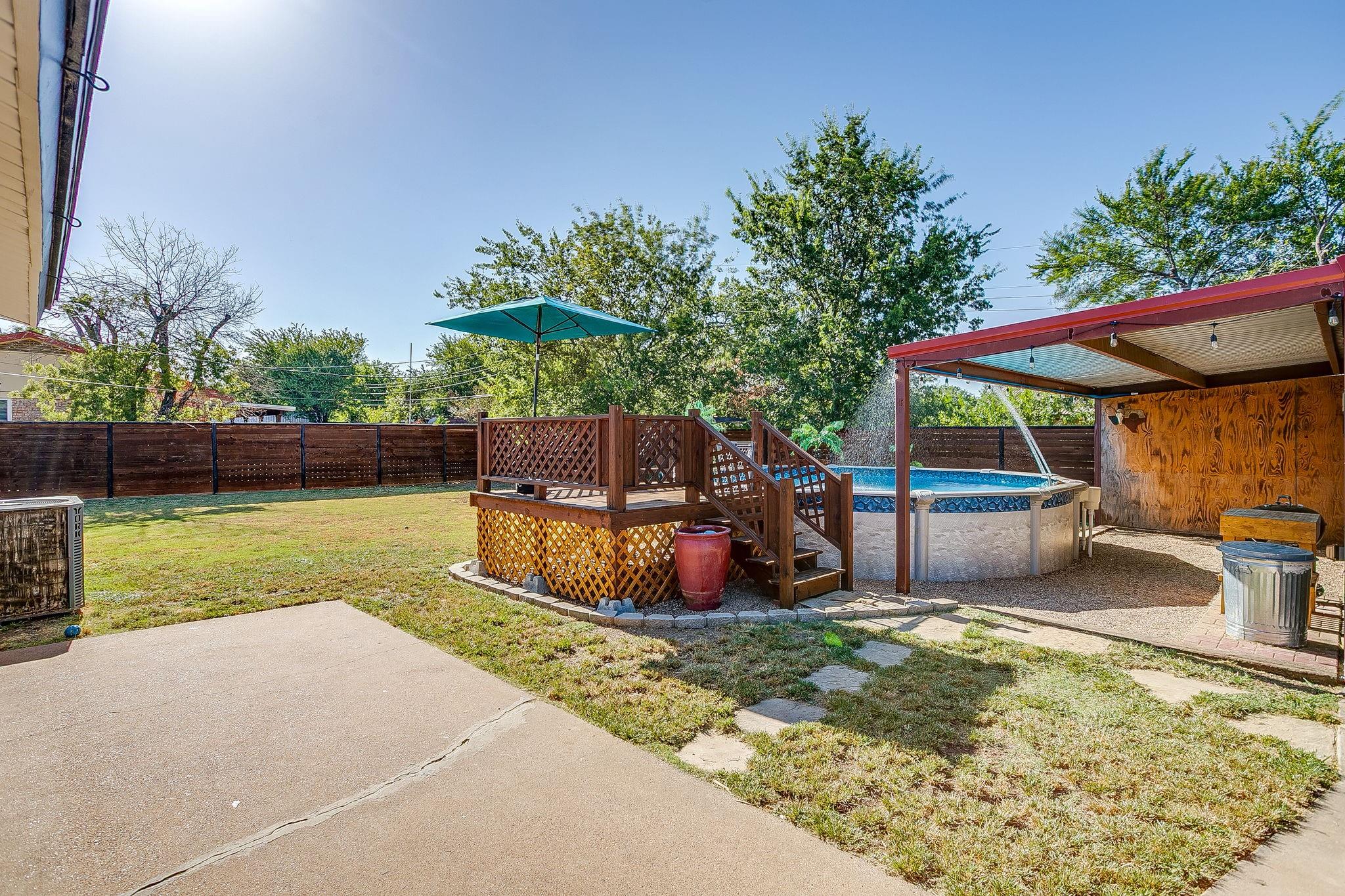 main property photo 30