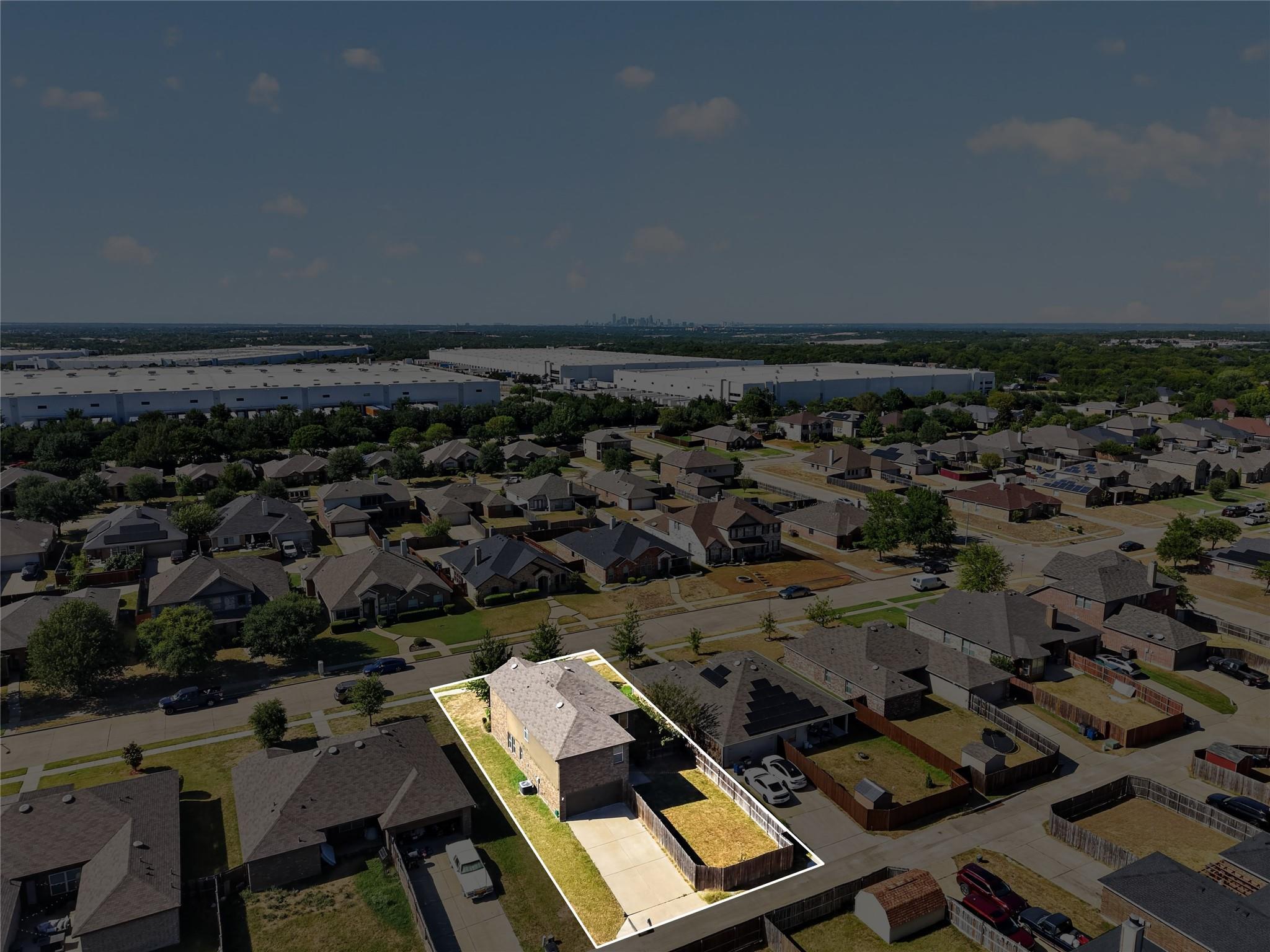 main property photo 28