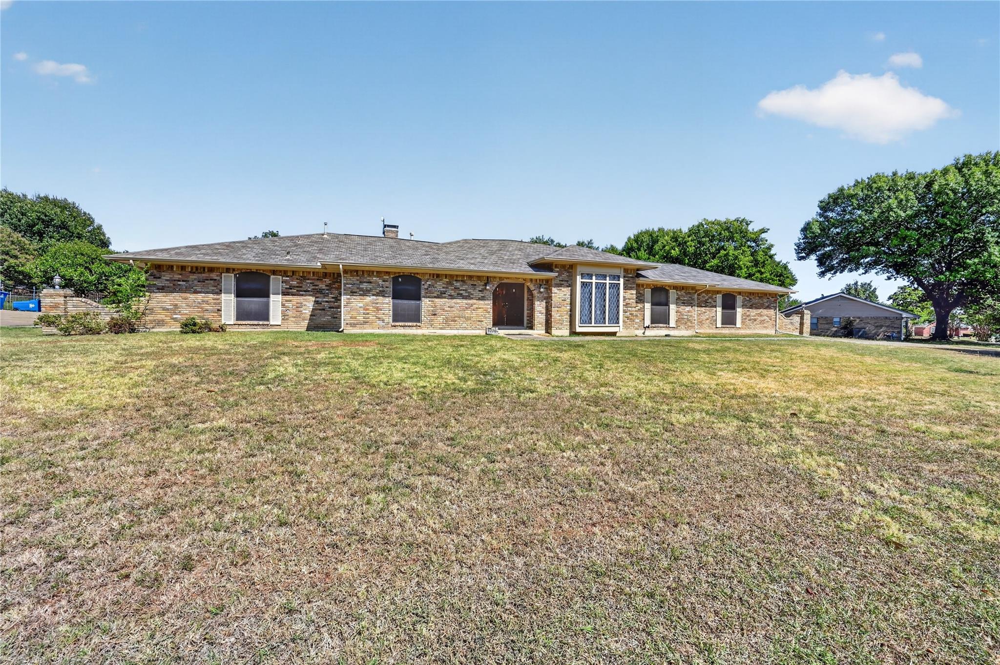 main property photo 2