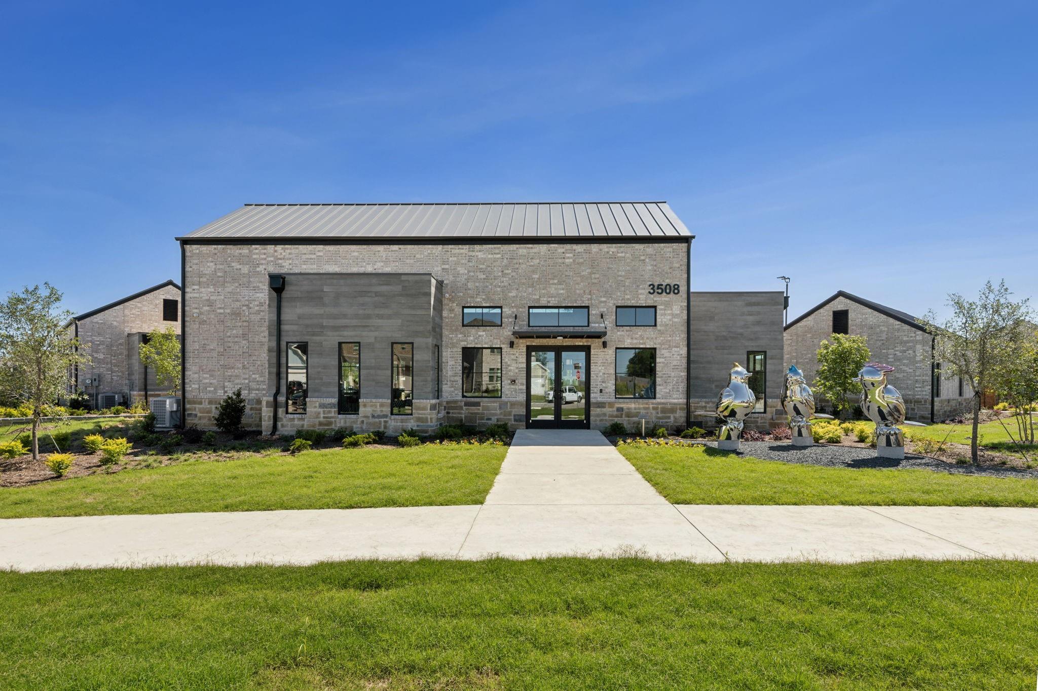 main property photo 7