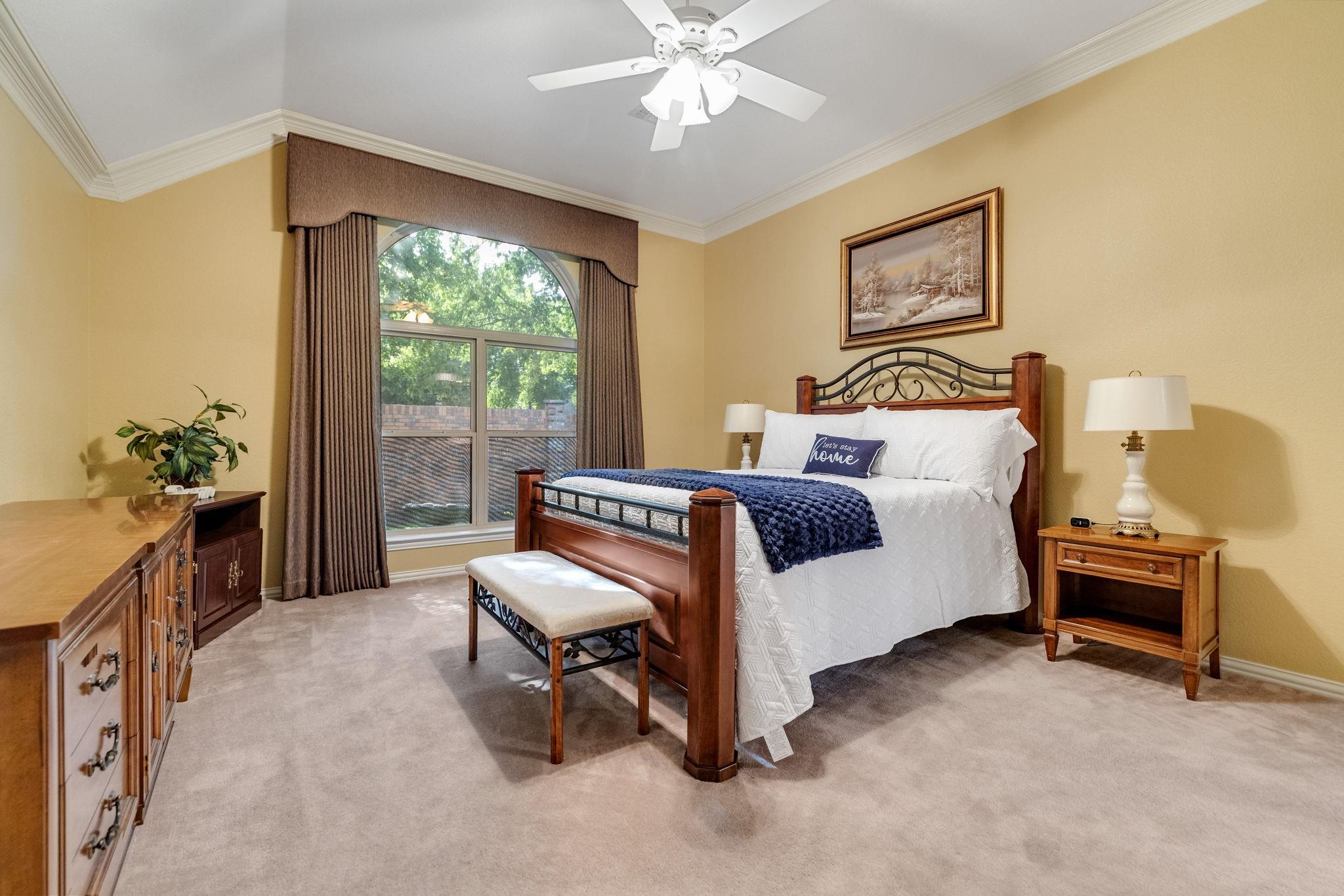 main property photo 27