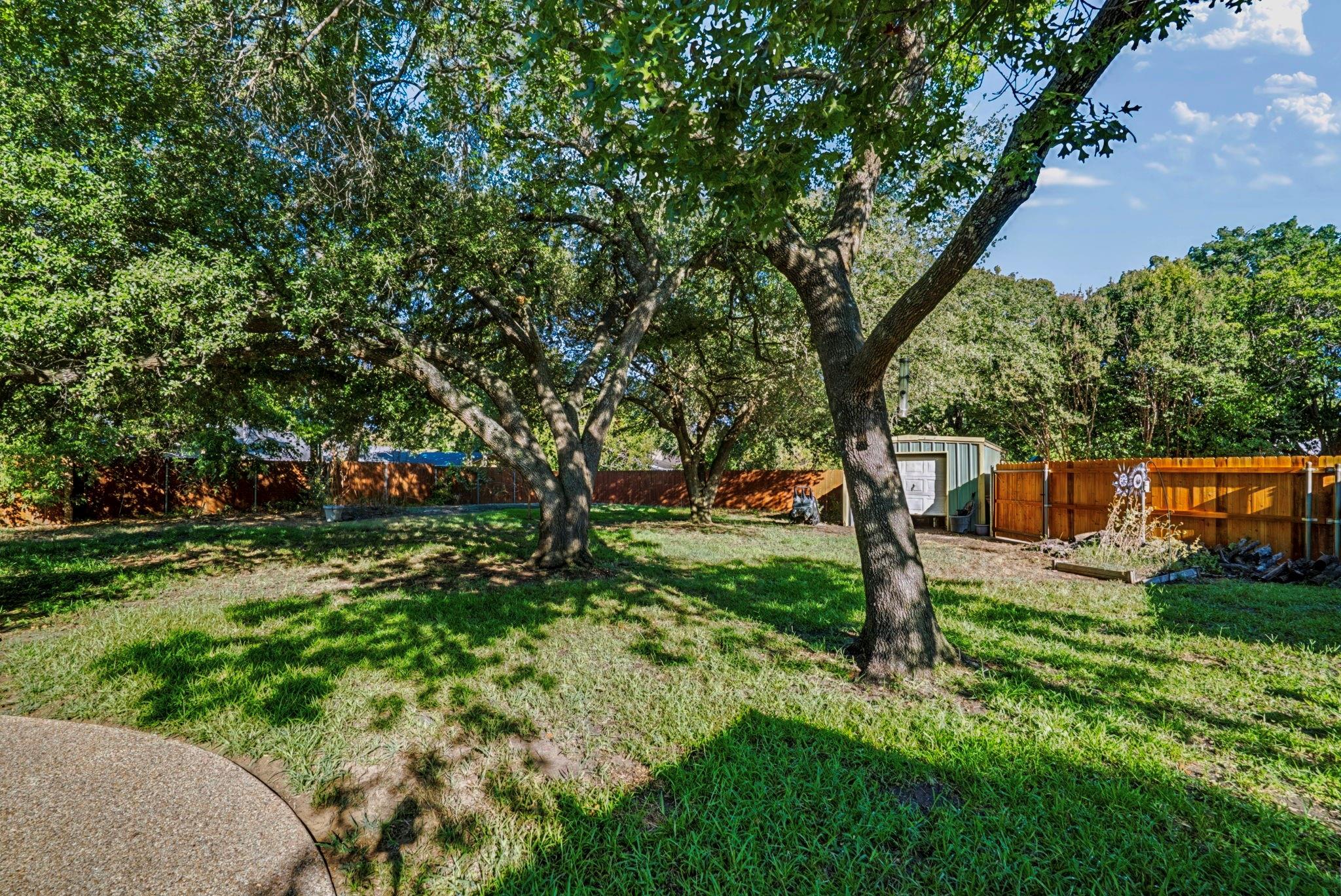 main property photo 36