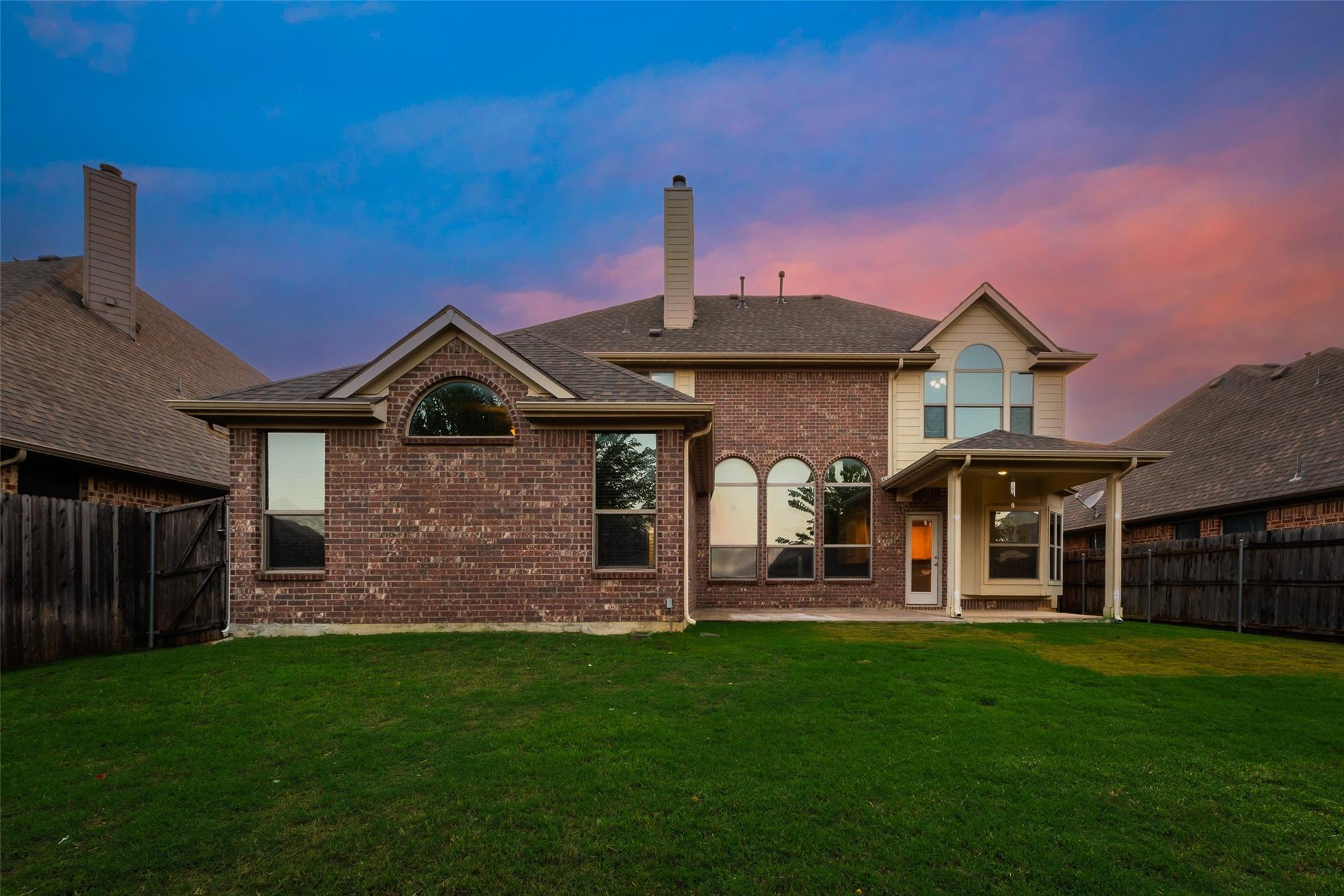 main property photo 28